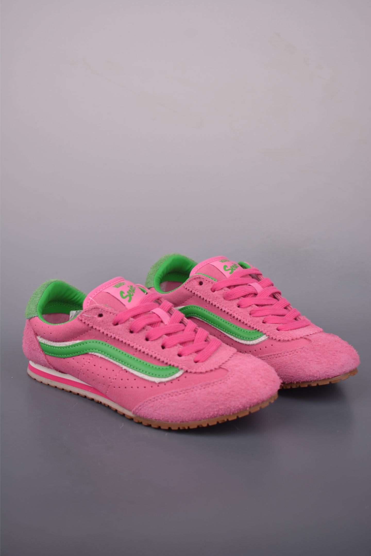 Vans Super LowPro Dragon Fruit Retro Thin Bottom Training Shoes 1 i1757067810888 6024 0 0