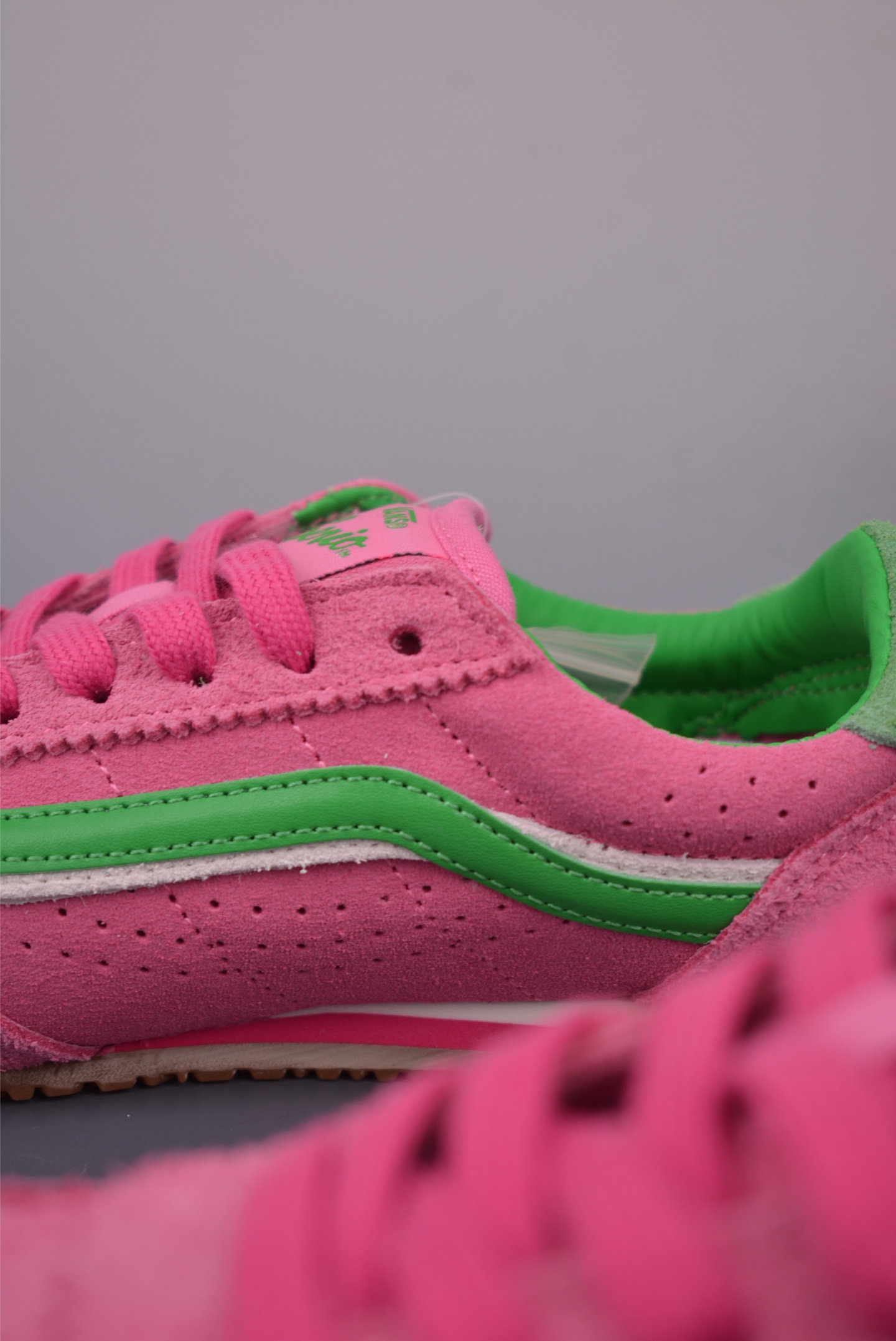 Vans Super LowPro Dragon Fruit Retro Thin Bottom Training Shoes 8 i1757067810960 5972 0 7