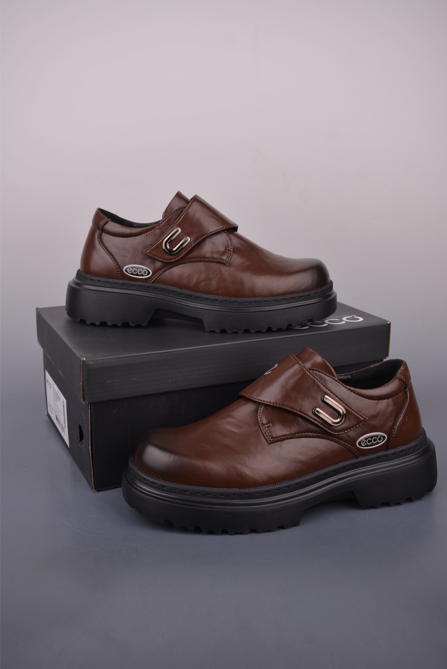 Ecco Men's 2025 Leather Hook and Loop Shoes Lightweight Athletic Shoe 2 i1757067914527 5225 0 1