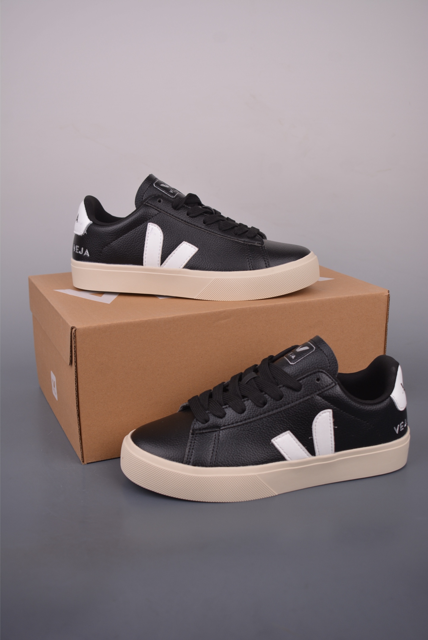 Veja Recife Leather Sneakers - Stylish, Comfortable, and Eco-Friendly Design 10 i1757068327880 3697 0 4