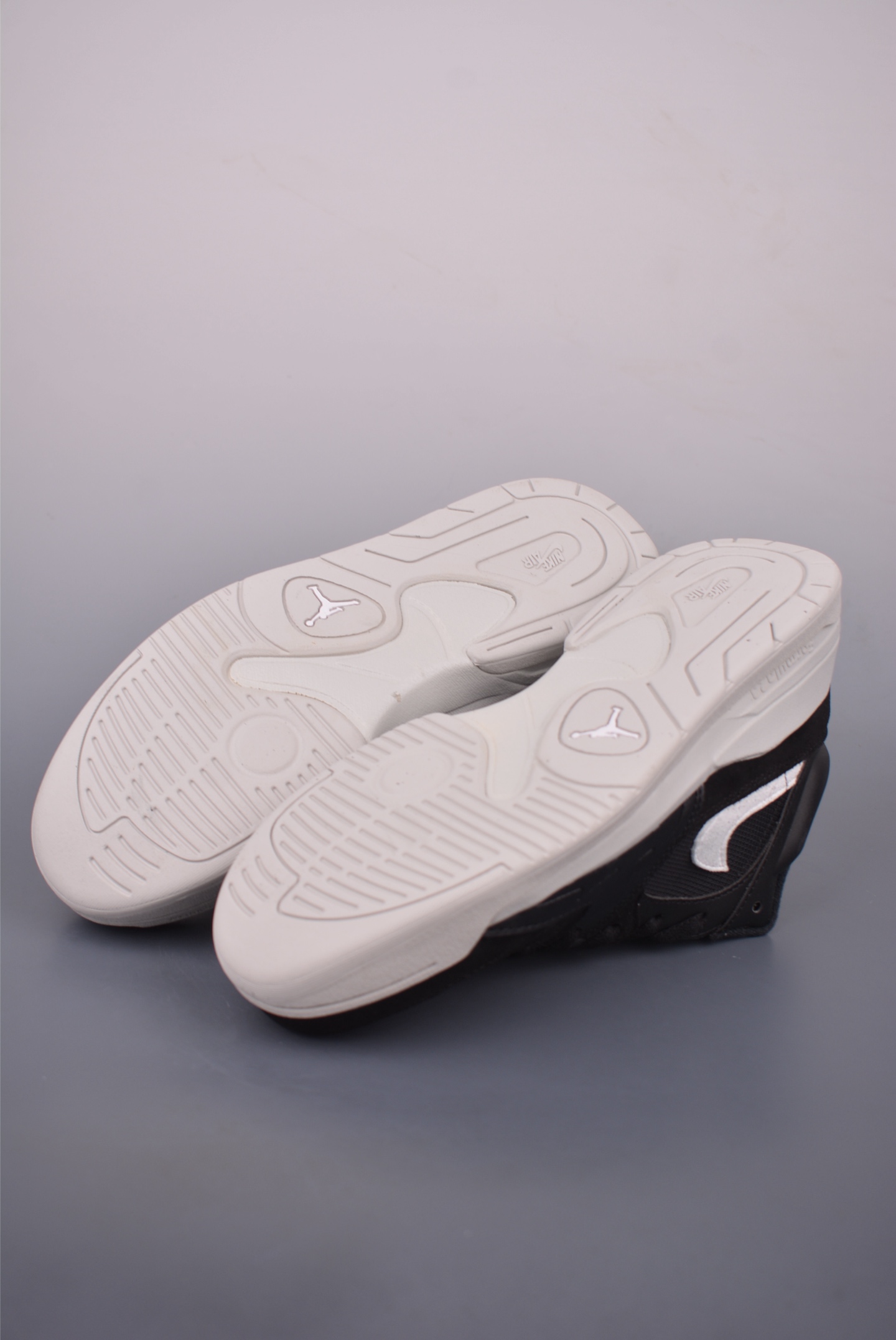 Air Jordan Stadium 90 Black and White Athletic Shoes Cushioned Sneakers 3 i1757071173182 6238 0 2