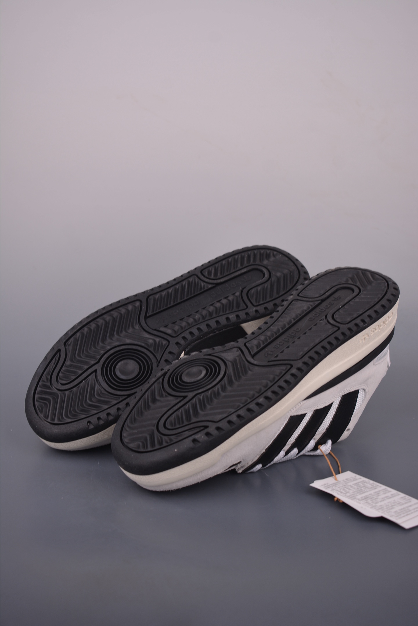 Adidas Originals Forum 2000 CL Low Top Casual Sneakers - Retro Style 3 i1757117087249 8243 0 2