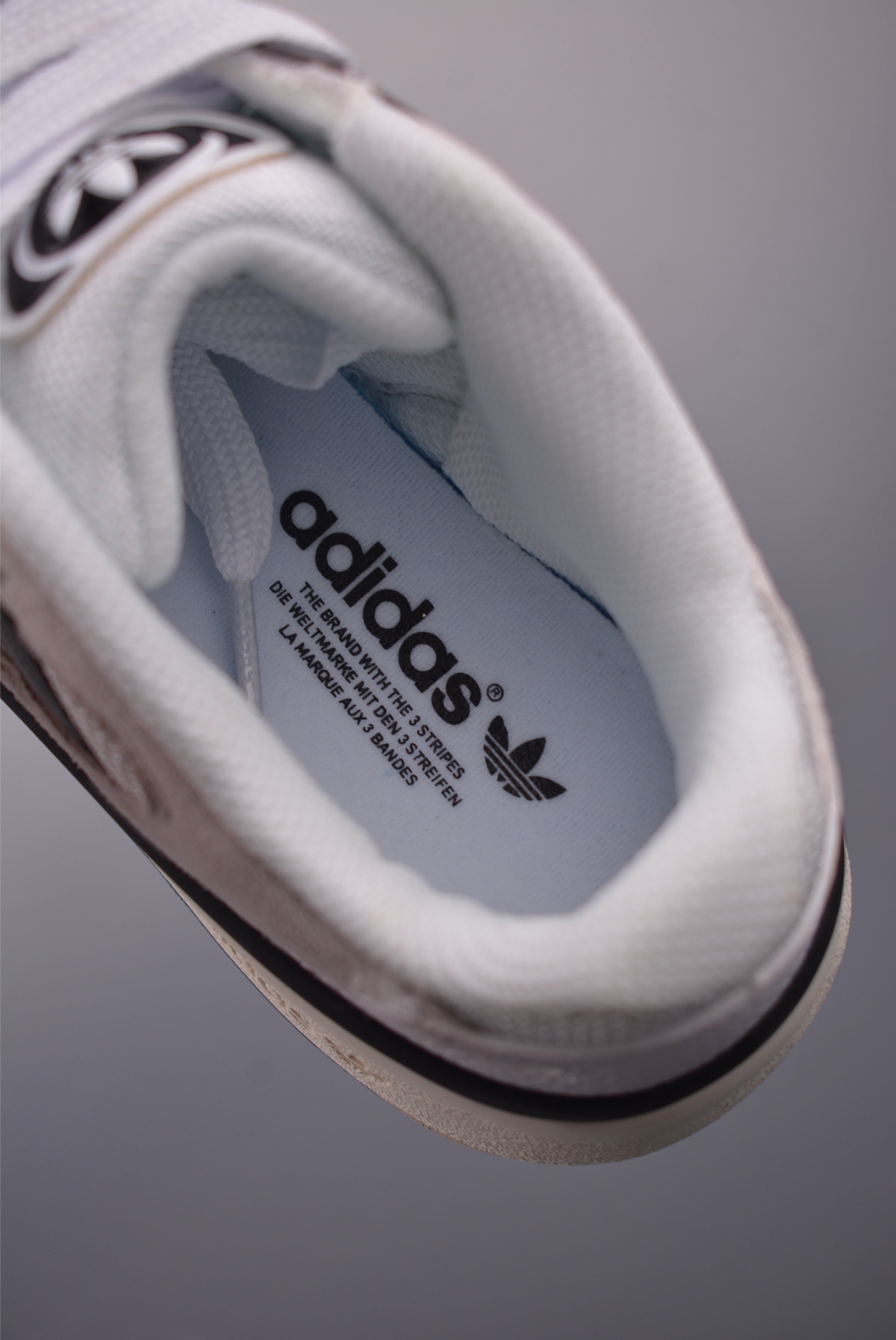 Adidas Originals Forum 2000 CL Low Top Casual Sneakers - Retro Style 9 i1757117089370 1220 0 8