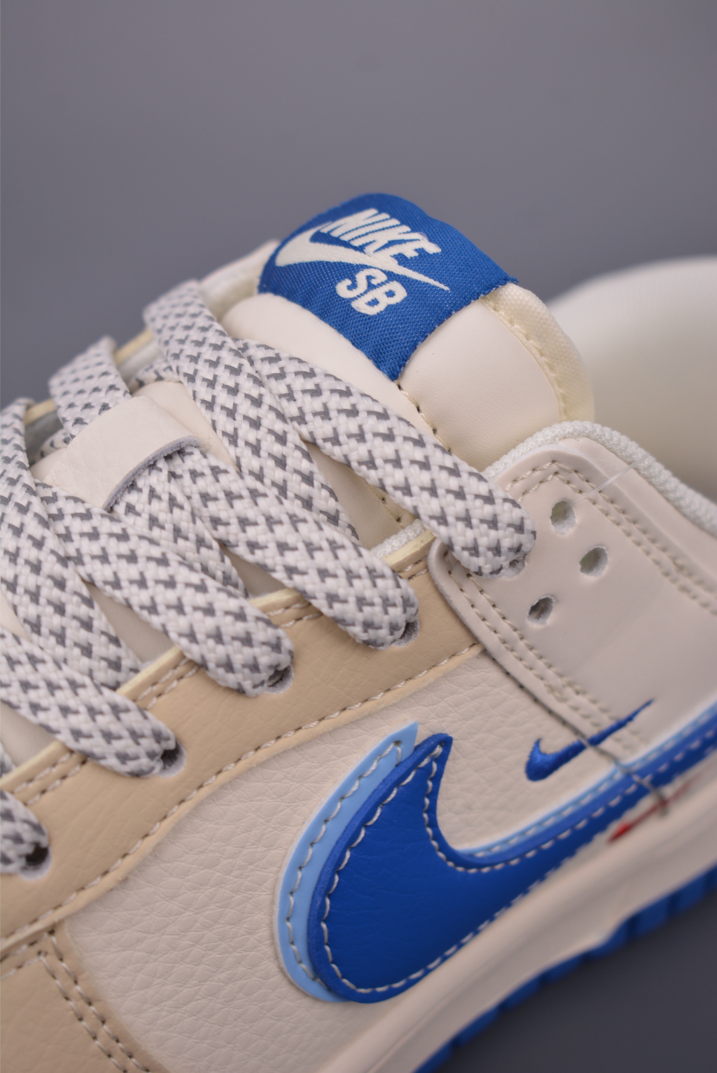 Nike SB Dunk Low Cream Blue: Premium Comfort, Superior Style, and Durable Design 8 i1757117690670 3585 0 6