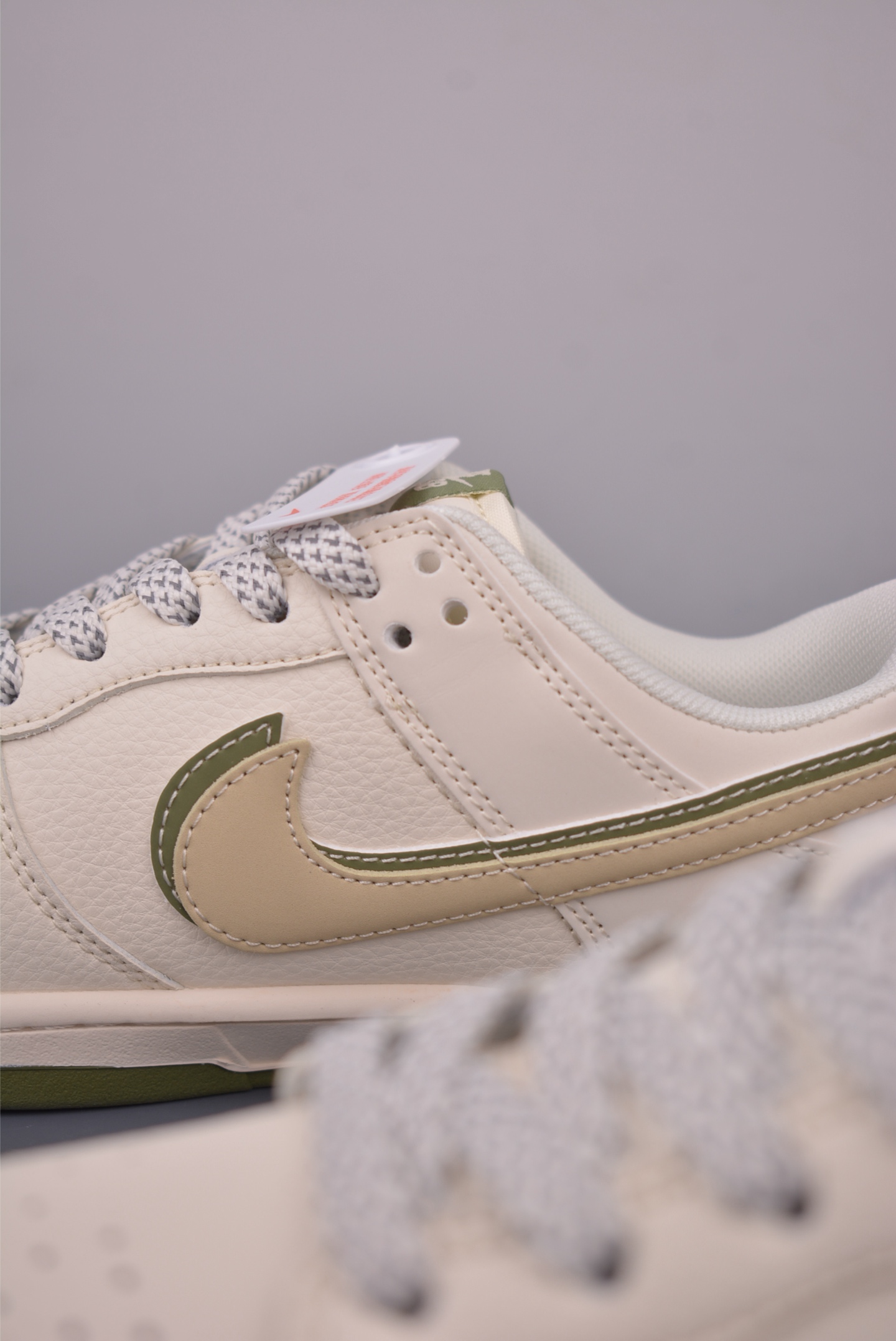 Nike SB Dunk Low Pro Premium Shoes - Cream/Green - HS2506 - All Sizes 9 i1757117770191 7948 0 7