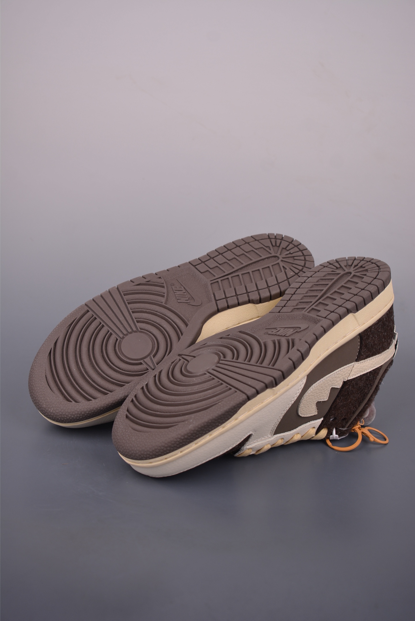 Nike SB Dunk Low Labubu: Premium Comfort, Unique Style & Durable Shoes 3 i1757117855384 2720 0 2