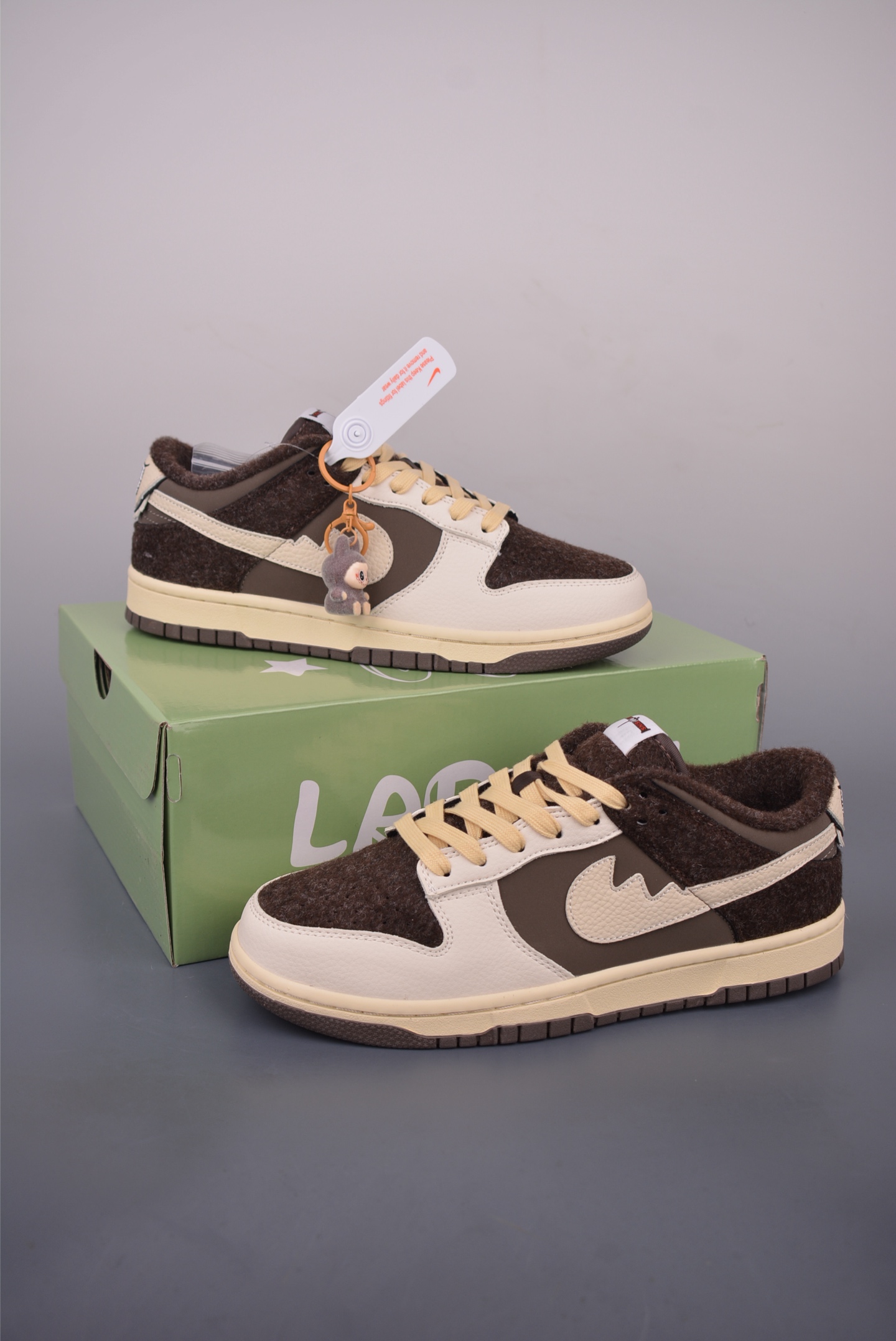 Nike SB Dunk Low Labubu: Premium Comfort, Unique Style & Durable Shoes 5 i1757117857842 1843 0 4