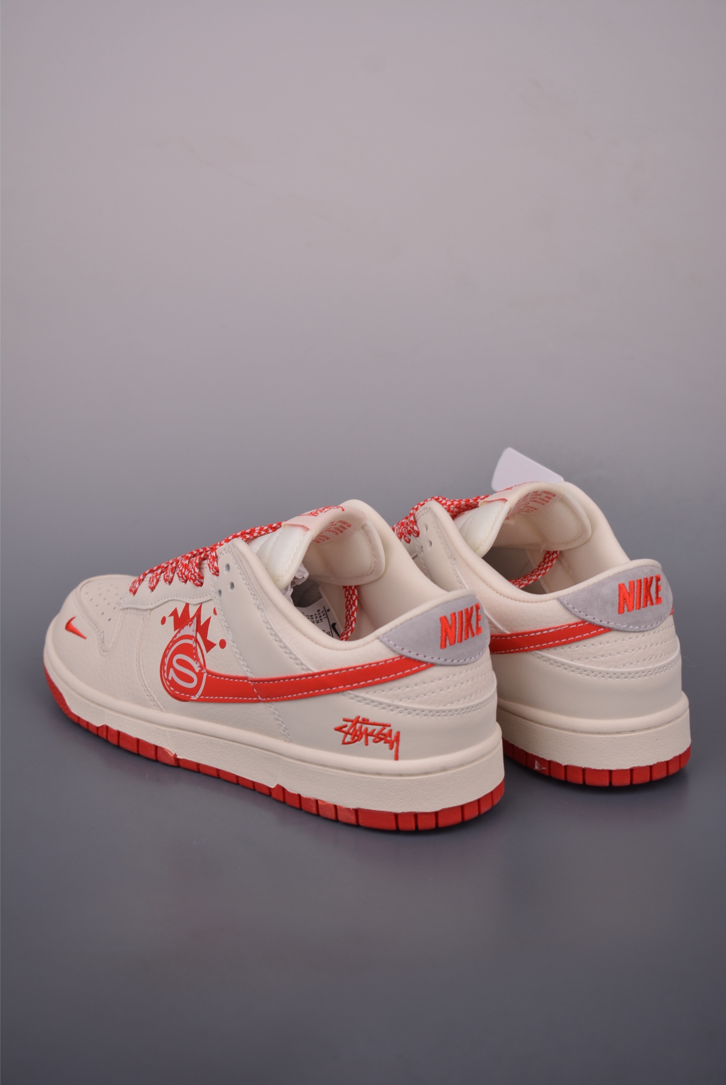 Nike SB Dunk Low Stussy Collab Premium Leather Sneakers - Fashionable and Durable 3 i1757117938513 7509 0 1
