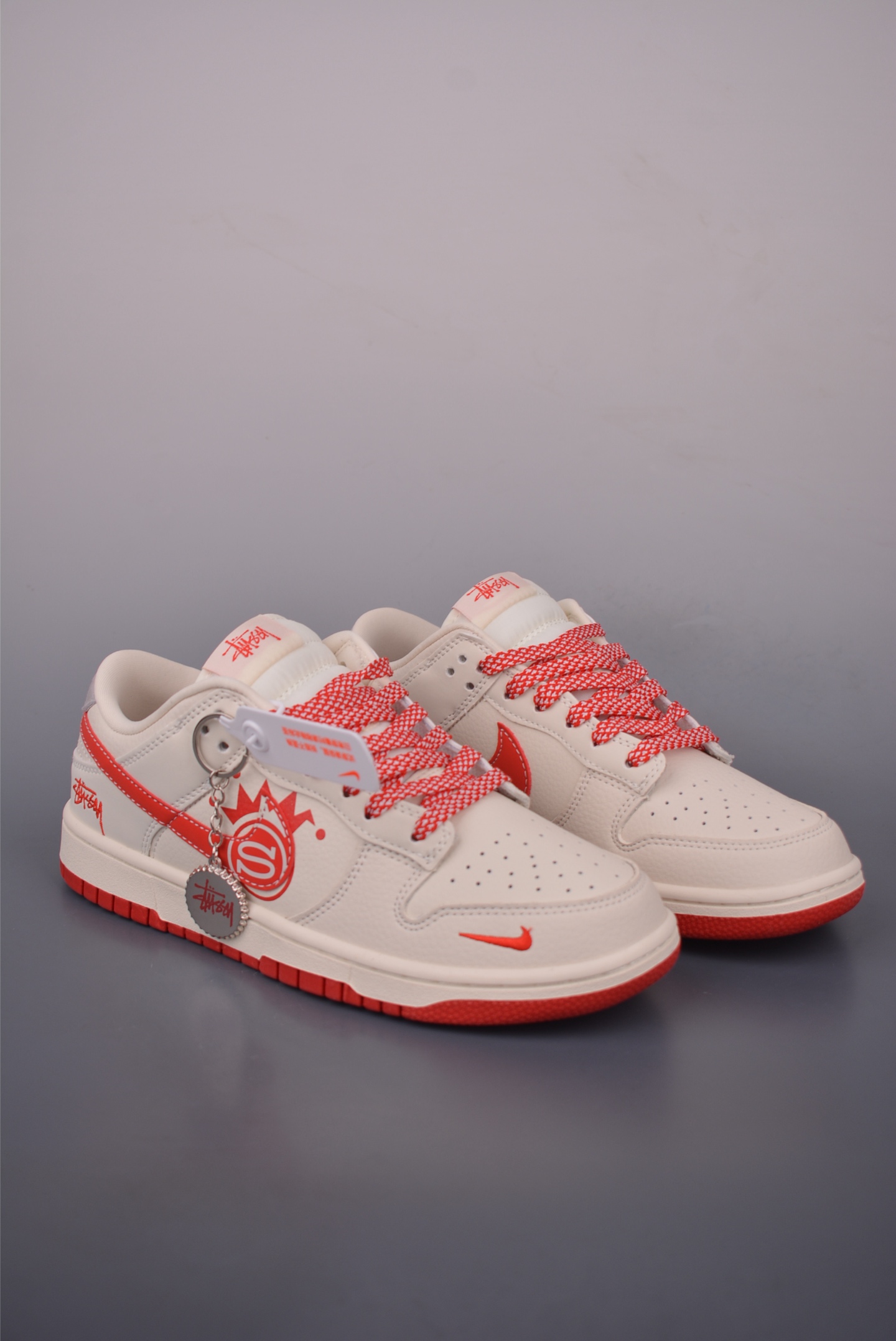Nike SB Dunk Low Stussy Collab Premium Leather Sneakers - Fashionable and Durable 2 i1757117940401 7079 0 0