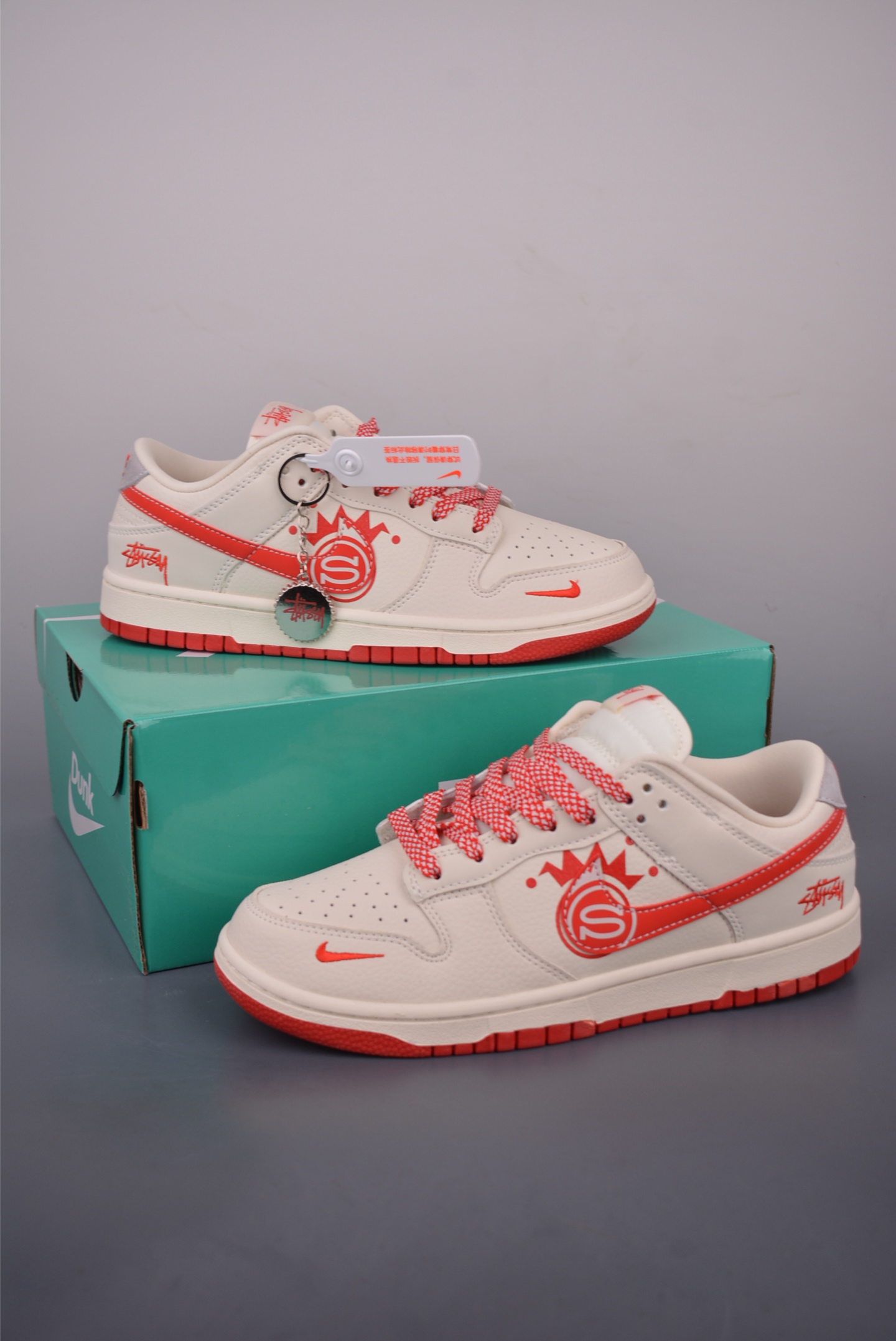 Nike SB Dunk Low Stussy Collab Premium Leather Sneakers - Fashionable and Durable 6 i1757117940471 3215 0 4