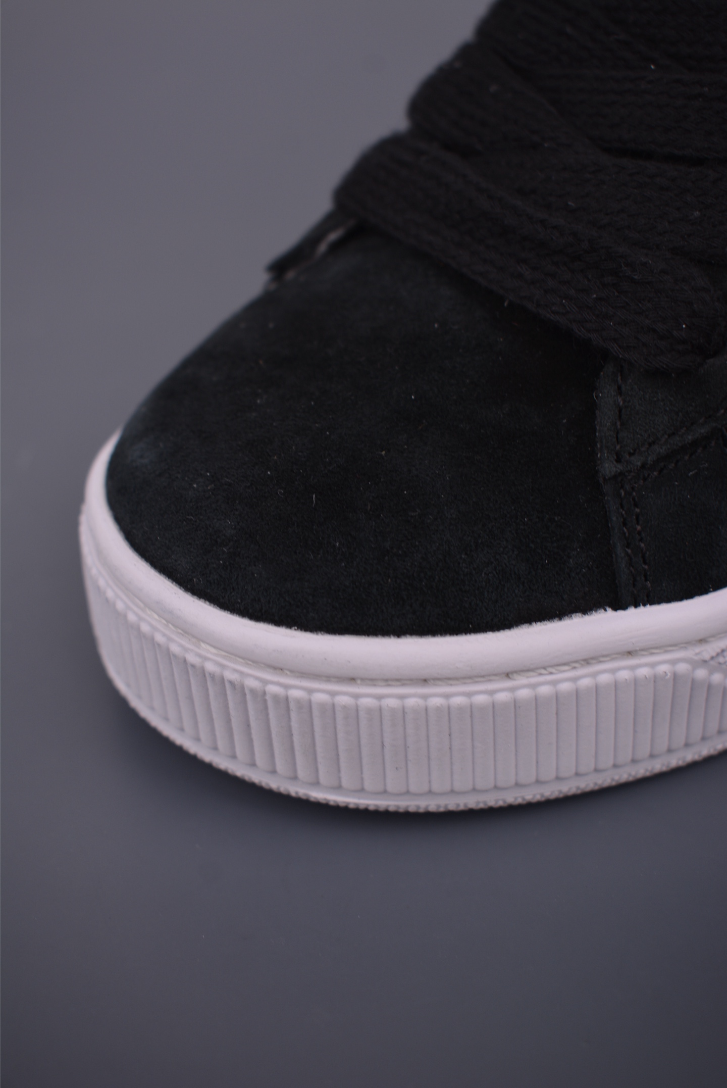 PUMA Suede XL: Lightweight, Anti-Slip, Low-Top Skate Shoes - Perfect Details 7 i1757118036652 3278 0 5