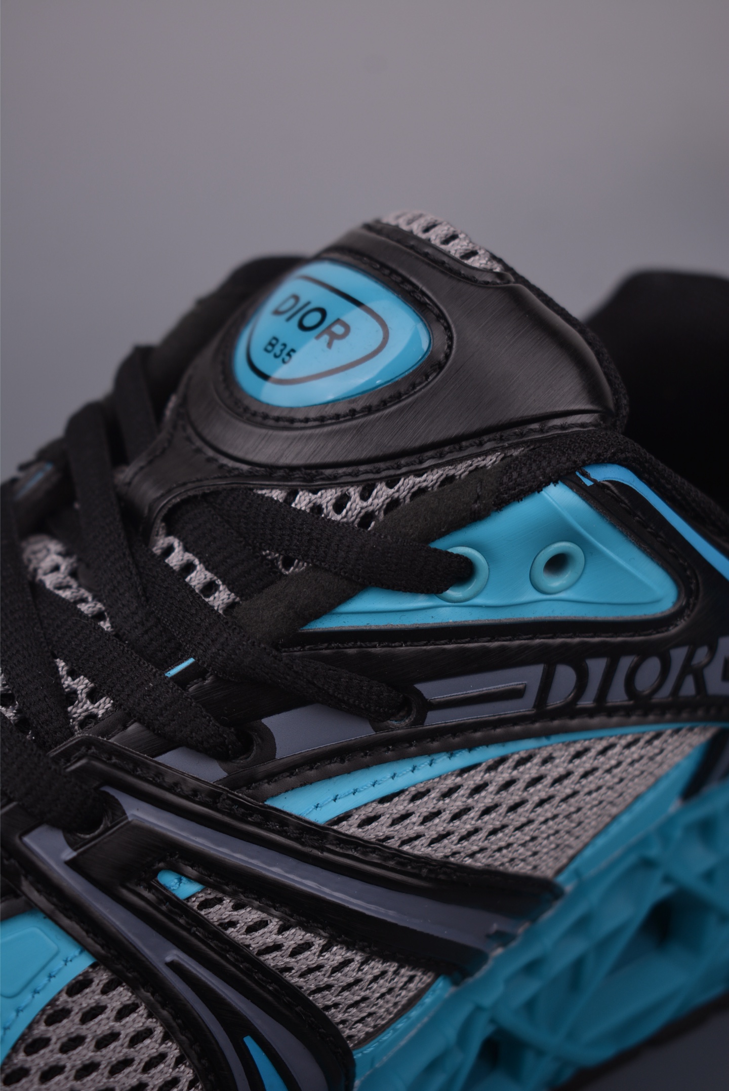 Dior B35 NXT Sneakers - Tech-Forward Design, Retro Aesthetic, Ultimate Comfort 7 i1757118210316 6165 0 6