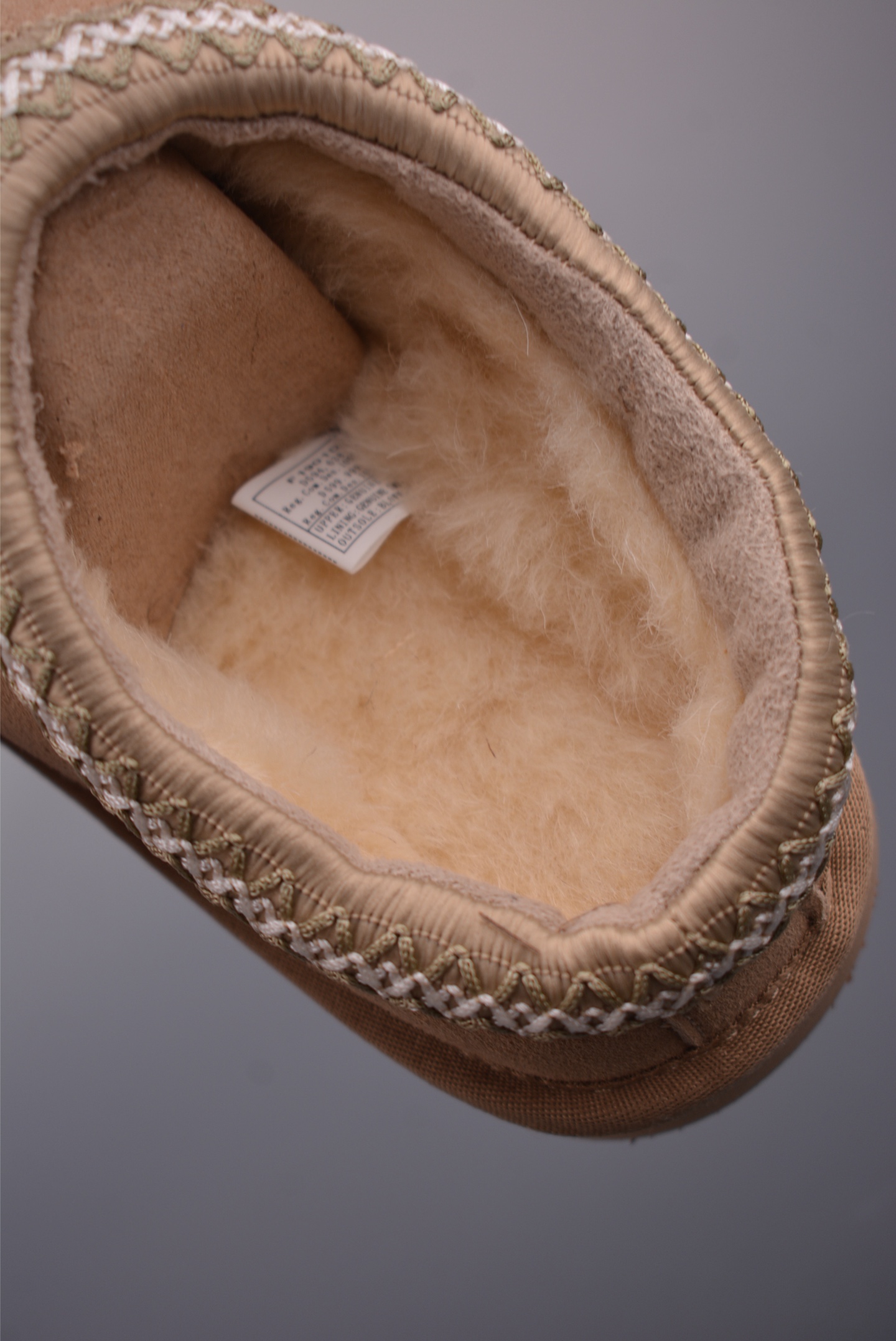 UGG Tasman Slipper: Cozy Warmth & Ethnic Style, Sizes 35-42. Step into Comfort! 9 i1757199036901 5551 0 8