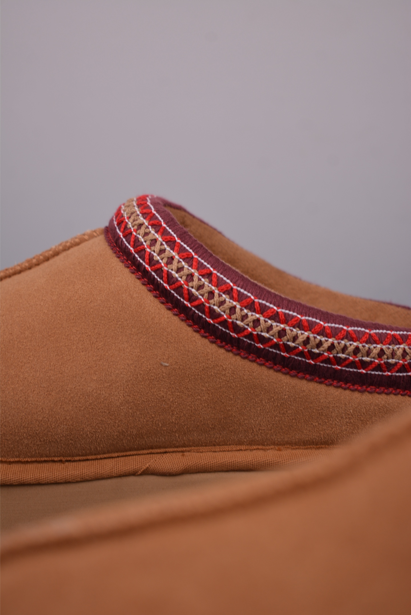 UGG Women's Tasman Max Clog Slipper Mule Shearling Platform Shoes 9 i1757199108956 6758 0 7