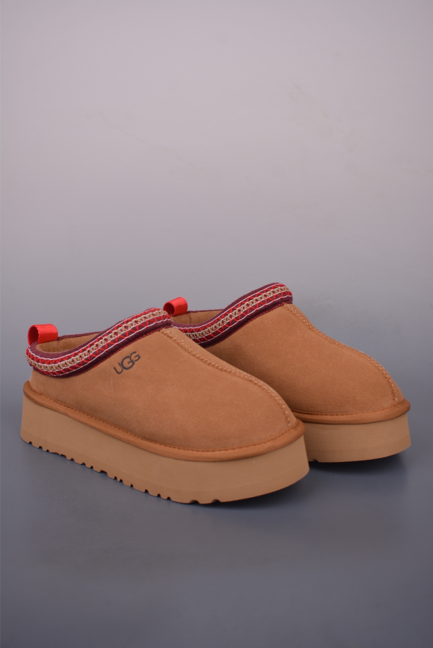 UGG Women's Tasman Max Clog Slipper Mule Shearling Platform Shoes 2 i1757199109041 2952 0 0