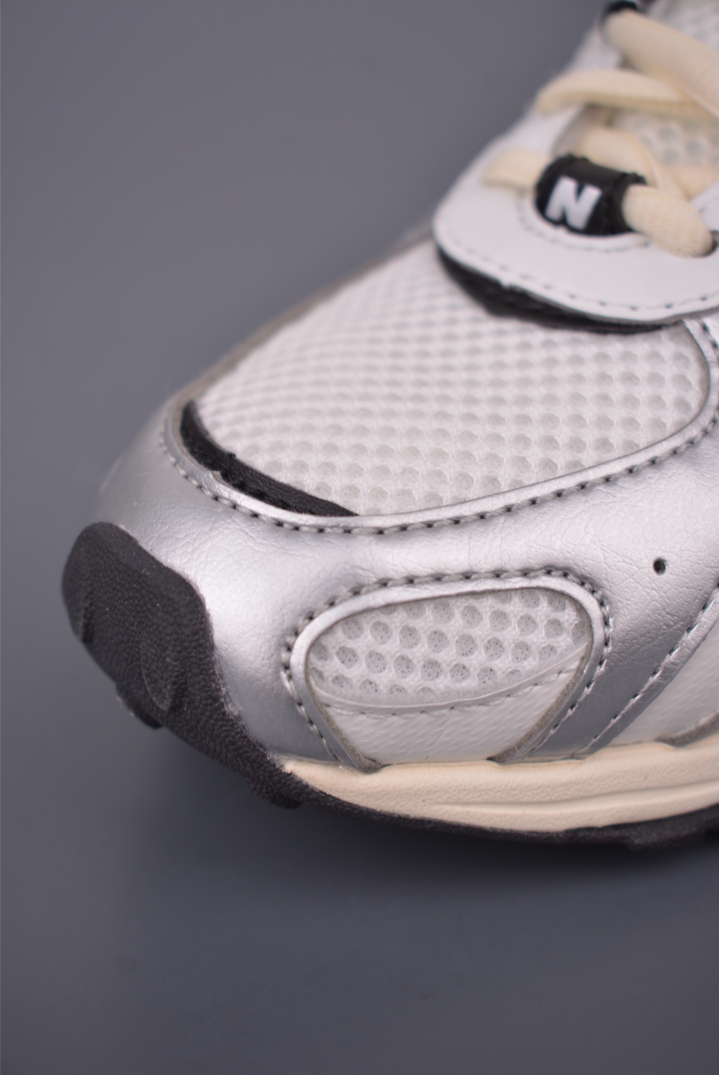 New Balance 204 Retro Casual Running Shoes - Versatile & Stylish Sneakers 7 i1757201203481 9879 0 5