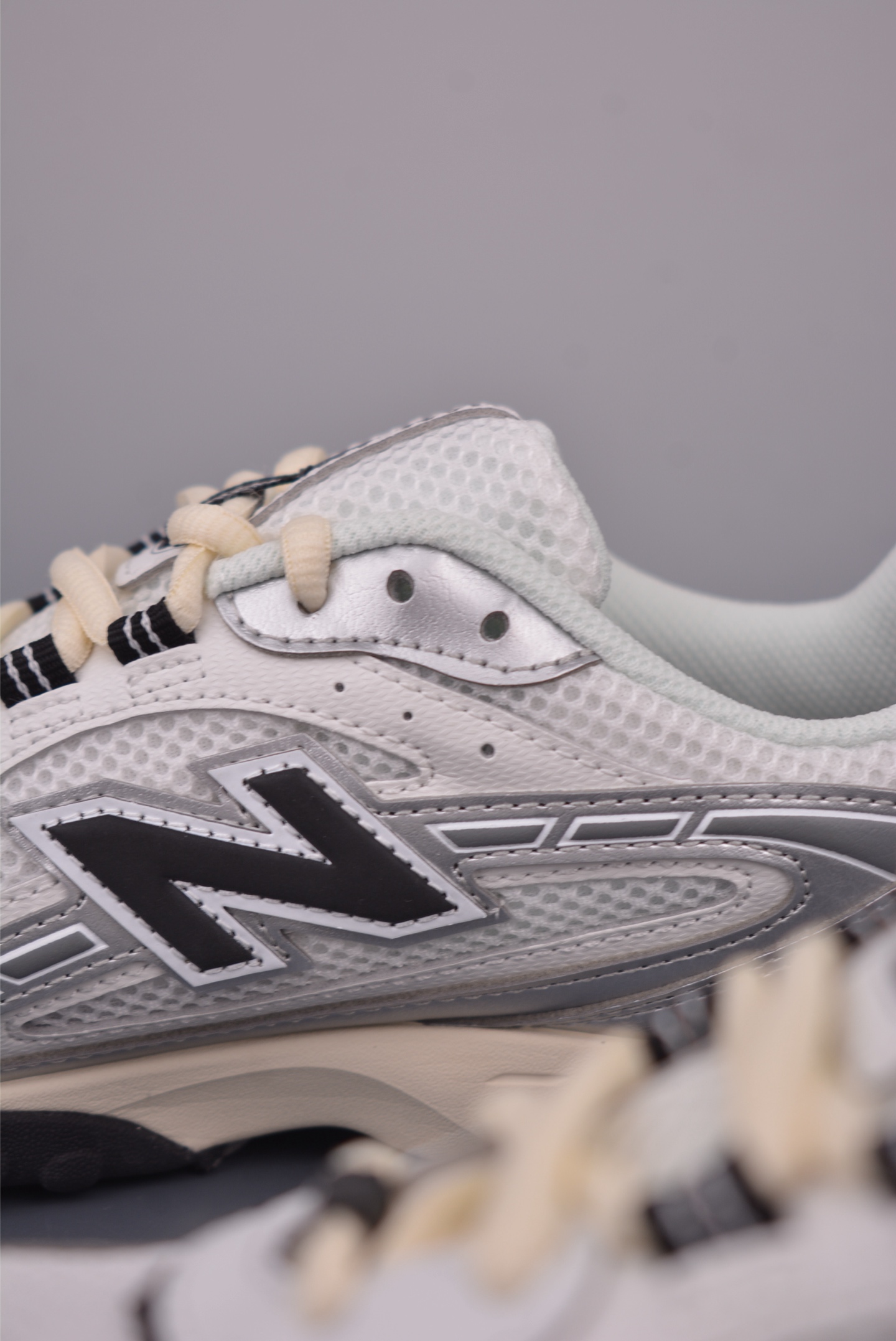 New Balance 204 Retro Casual Running Shoes - Versatile & Stylish Sneakers 9 i1757201203513 6333 0 7
