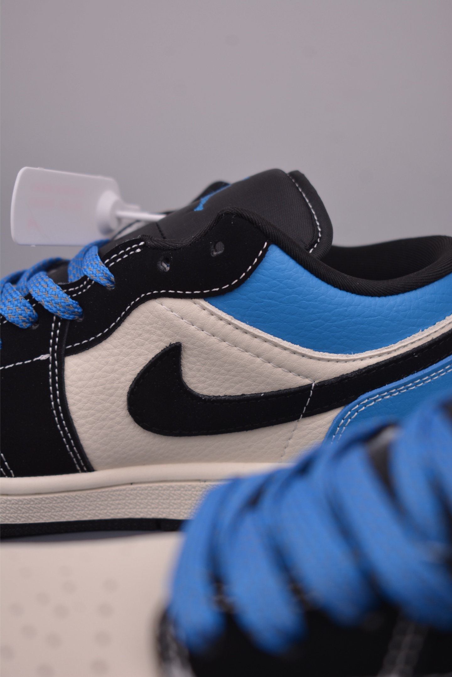 Nike Air Jordan 1 x Louis Vuitton Custom Sneakers - Premium Quality & Style 9 i1757201249273 8215 0 7