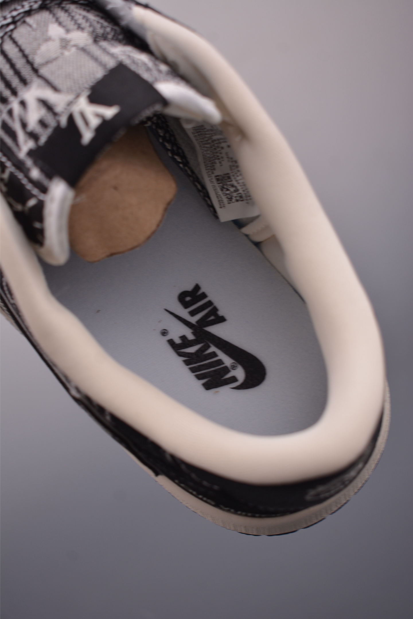 260 Fragment x Travis Scott x LV Air Jordan 1 Low 三方联名倒钩 XS202-063-Chinese UA Cheap High Quatity Brand Clothes Bags handbags Sneakers wholesale wholesaler seller from China Factory suppliers Fashion Clothing Shoes best Quality Beautiful Price 260 Fragment x Travis Scott x LV Air Jordan 1 Low 三方联名倒钩 XS202-063