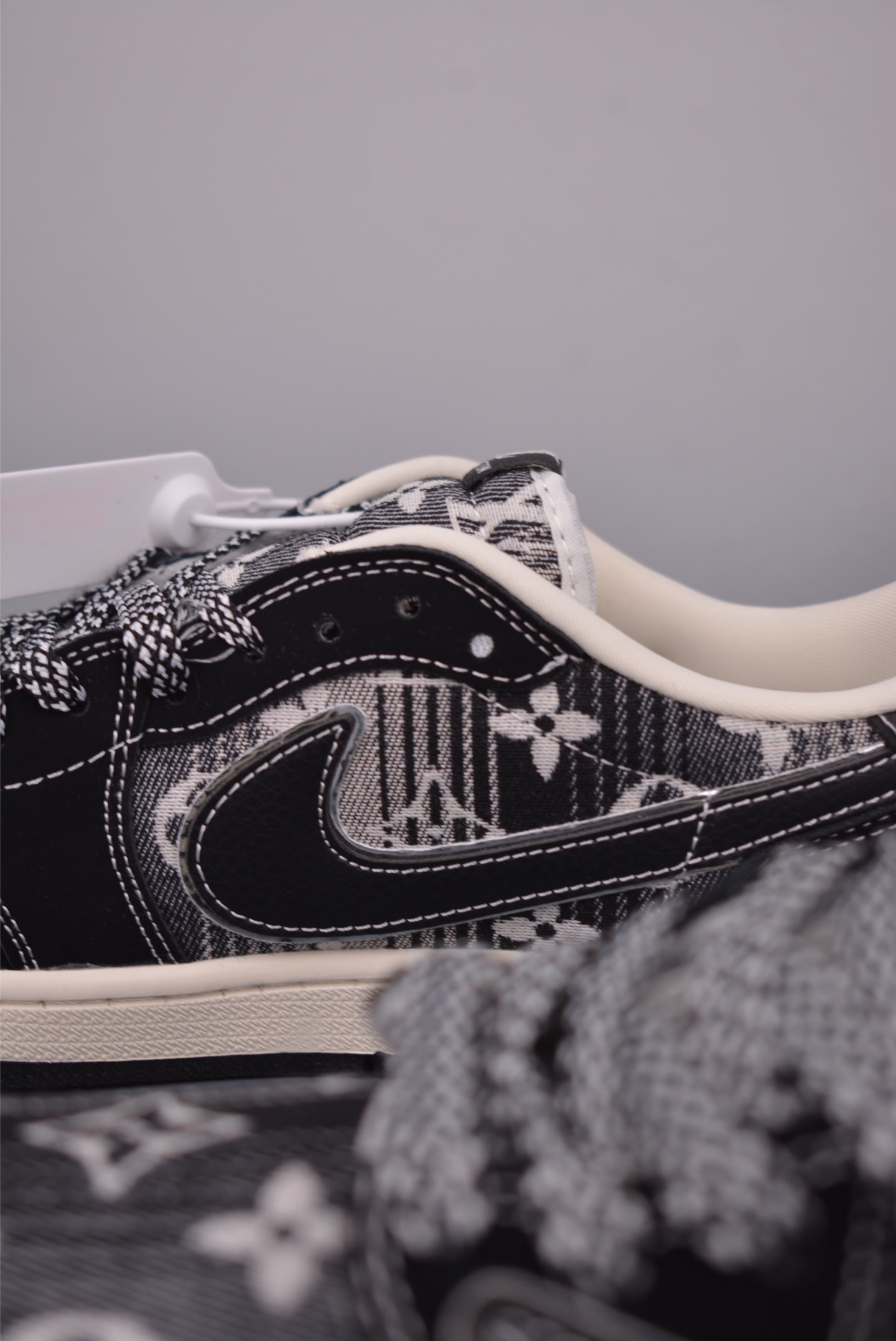 260 Fragment x Travis Scott x LV Air Jordan 1 Low 三方联名倒钩 XS202-063-Chinese UA Cheap High Quatity Brand Clothes Bags handbags Sneakers wholesale wholesaler seller from China Factory suppliers Fashion Clothing Shoes best Quality Beautiful Price 260 Fragment x Travis Scott x LV Air Jordan 1 Low 三方联名倒钩 XS202-063