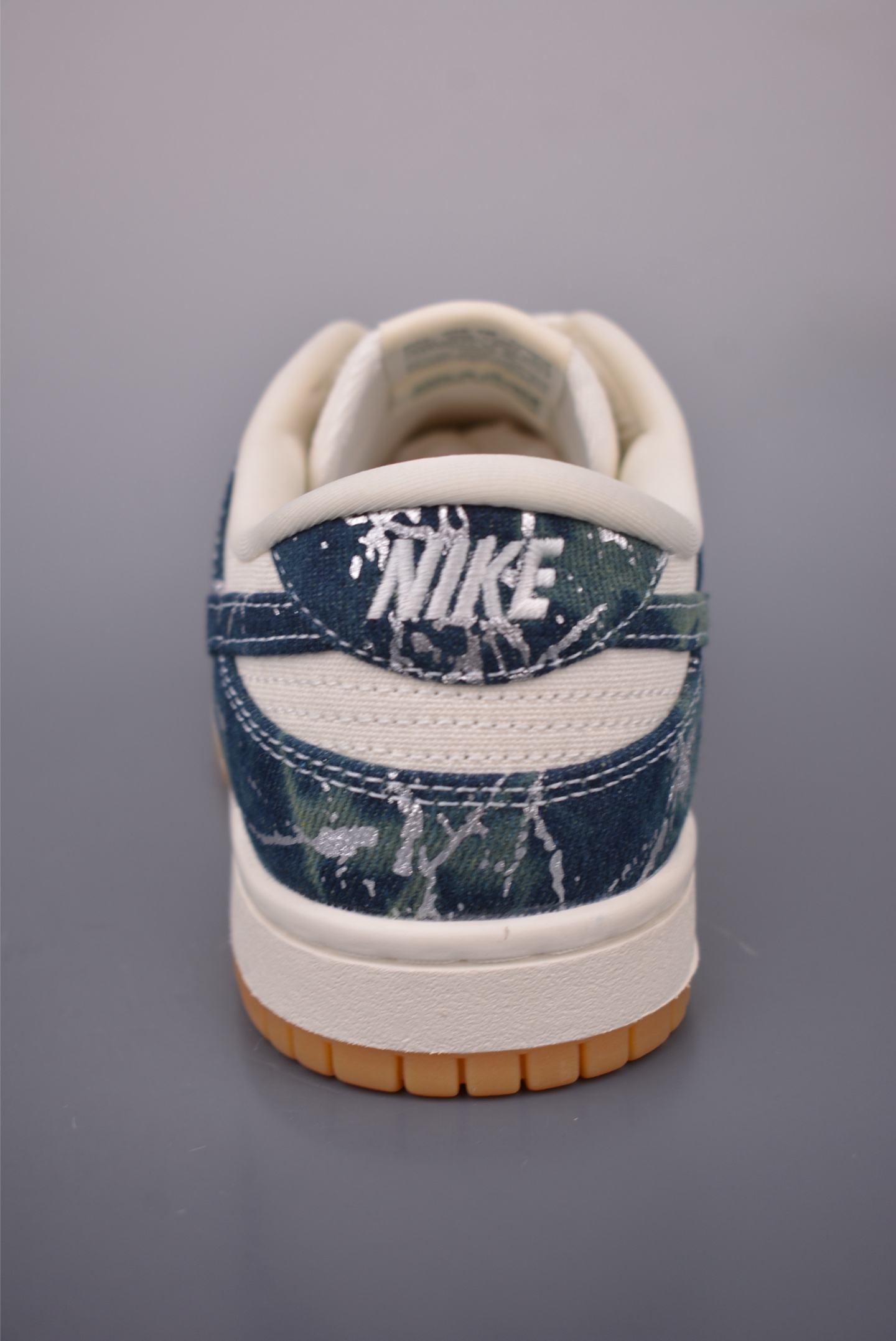 Nike SB Dunk Low 'Green Woven' Premium Sneakers - Original Materials 5 i1757201435389 4680 0 3