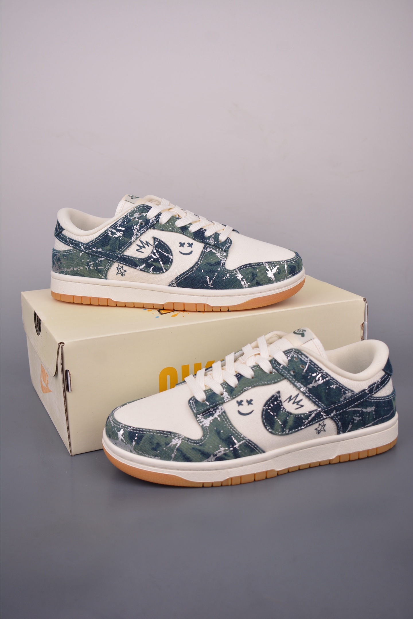 Nike SB Dunk Low 'Green Woven' Premium Sneakers - Original Materials 6 i1757201435408 9512 0 4