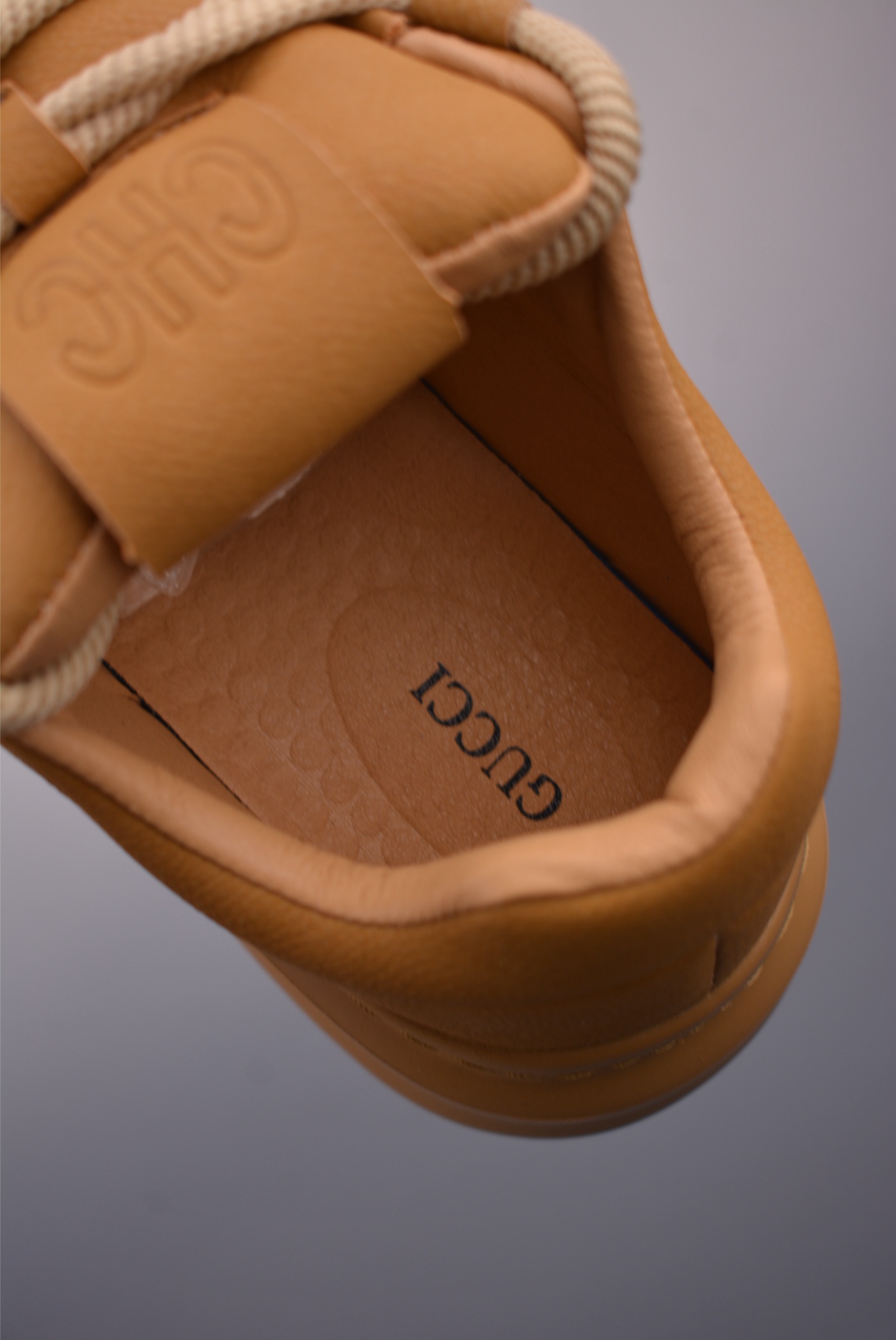 Gucci Men's Ace Leather Sneaker in Tan | Iconic Style & Comfort 10 i1757201684814 3564 0 8