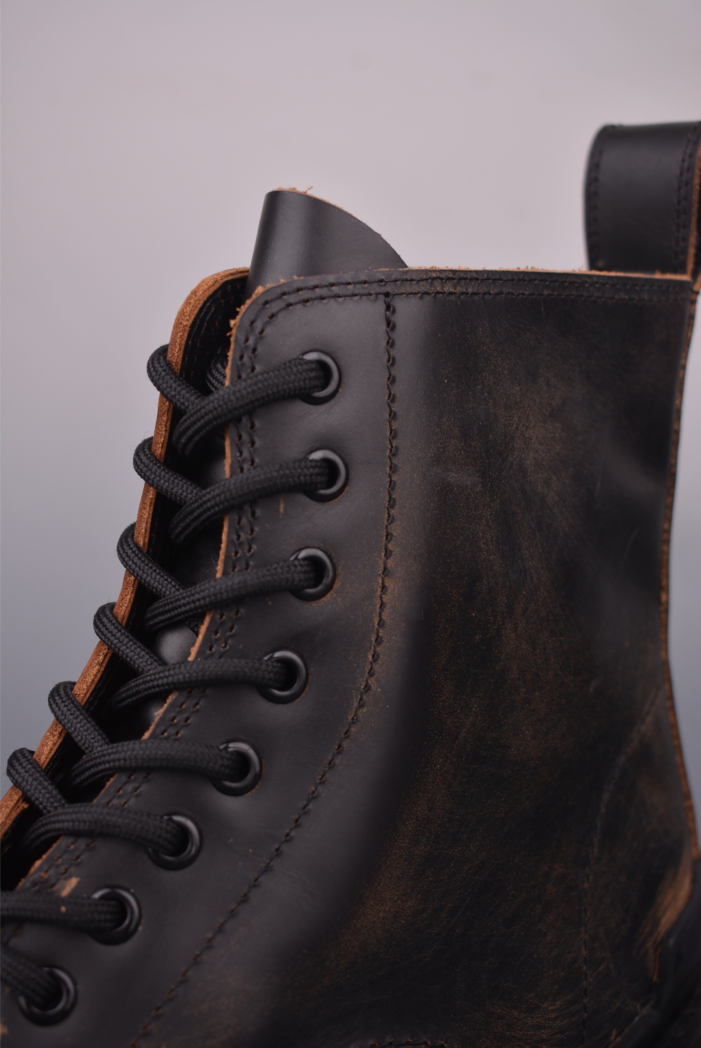 Balenciaga Distressed Leather Ankle Boots Lace-up Casual Platform Shoes 8 i1757276913042 9920 0 6