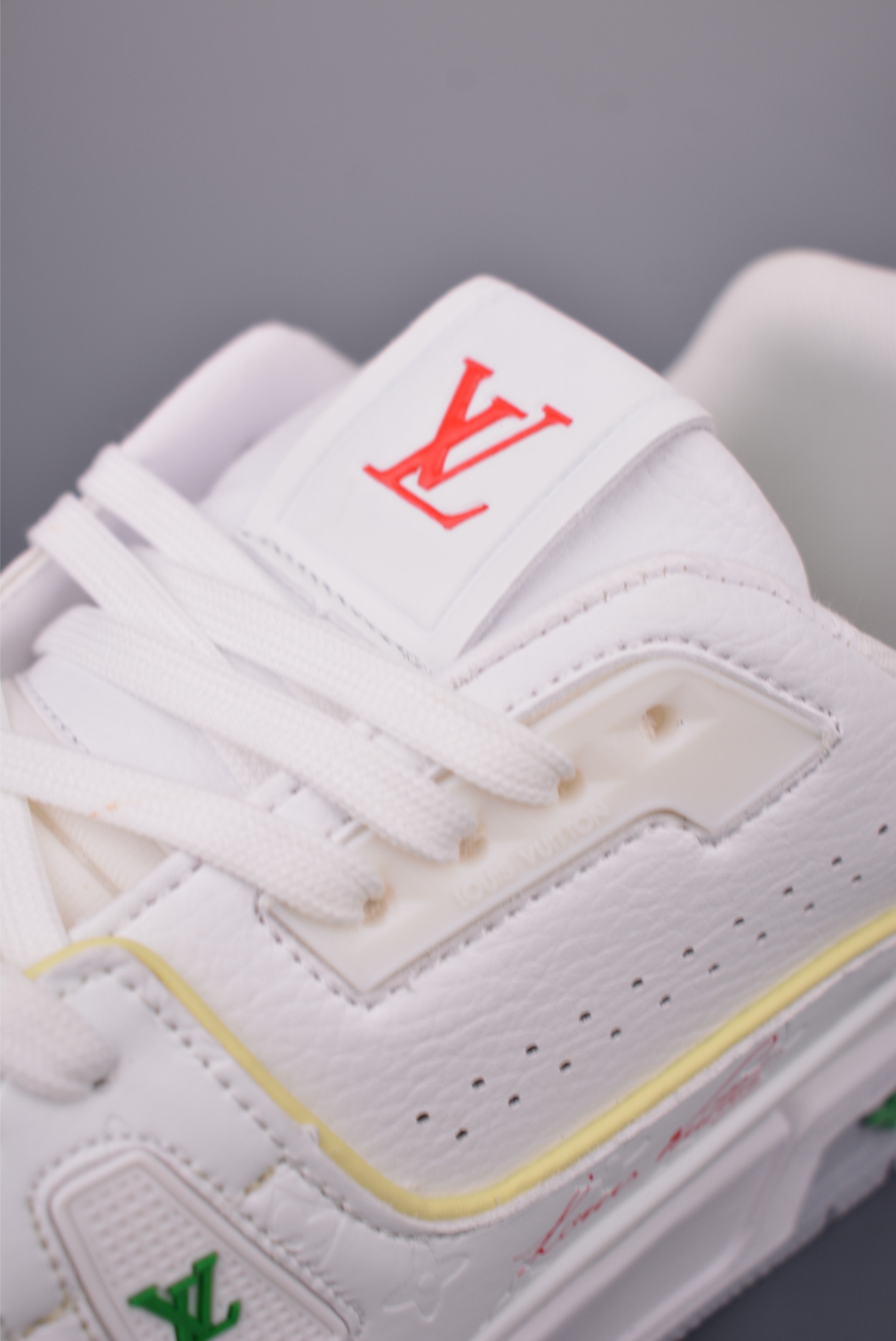 Louis Vuitton Trainer Sneaker: Italian Leather, Limited Edition, Pristine 8 i1757281877310 4808 0 6