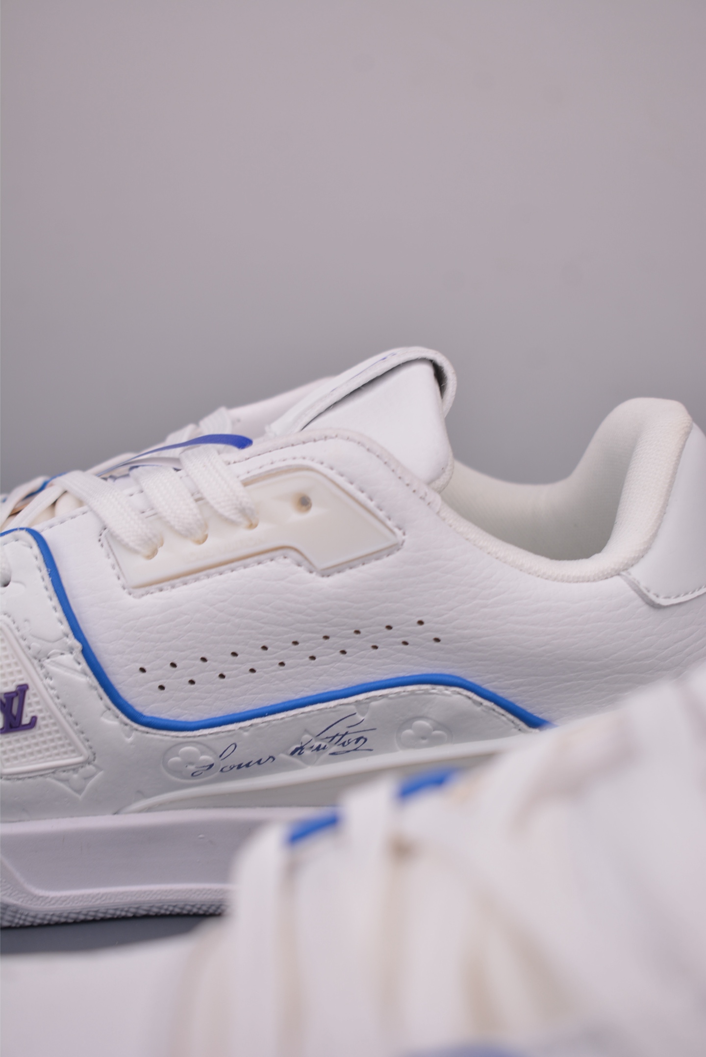 Louis Vuitton Trainer Sneakers, Limited Edition, Italian Leather, Women's Size 8 i1757281911369 6734 0 7