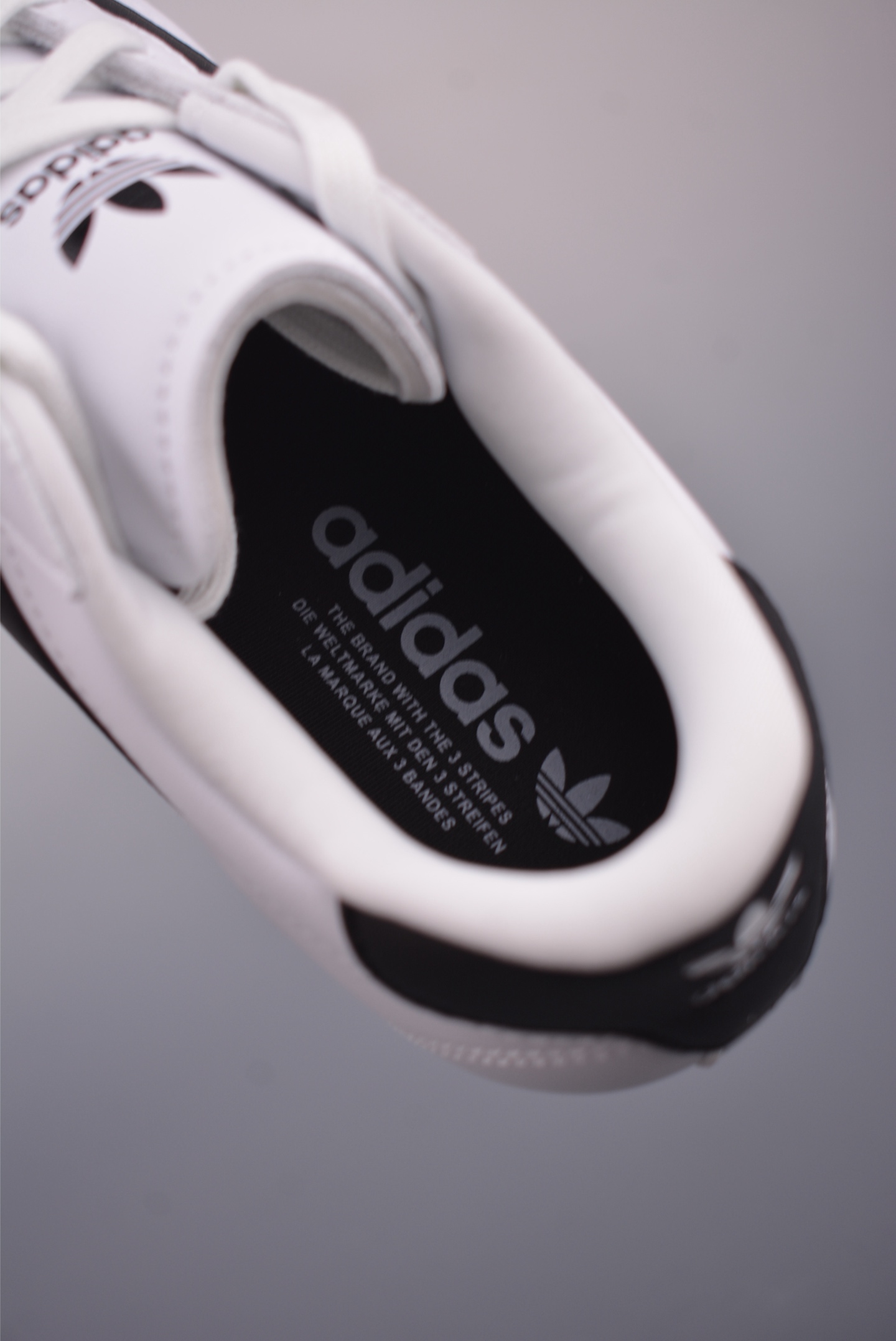 Adidas originals Taekwondo Low 纯原版本 跆拳道系列 经典复古薄底训练慢跑鞋 JS1194