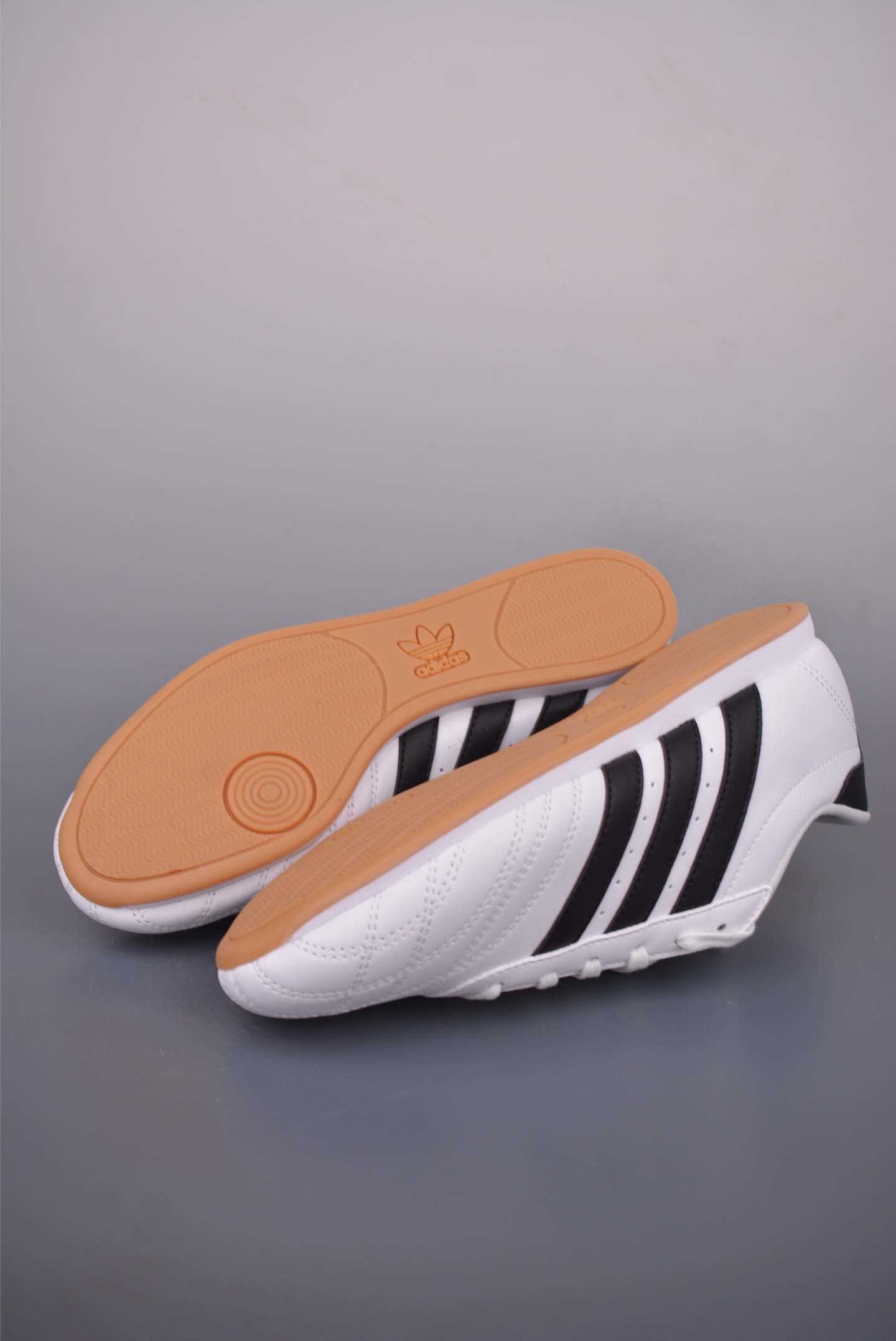 Adidas originals Taekwondo Low 纯原版本 跆拳道系列 经典复古薄底训练慢跑鞋 JS1194