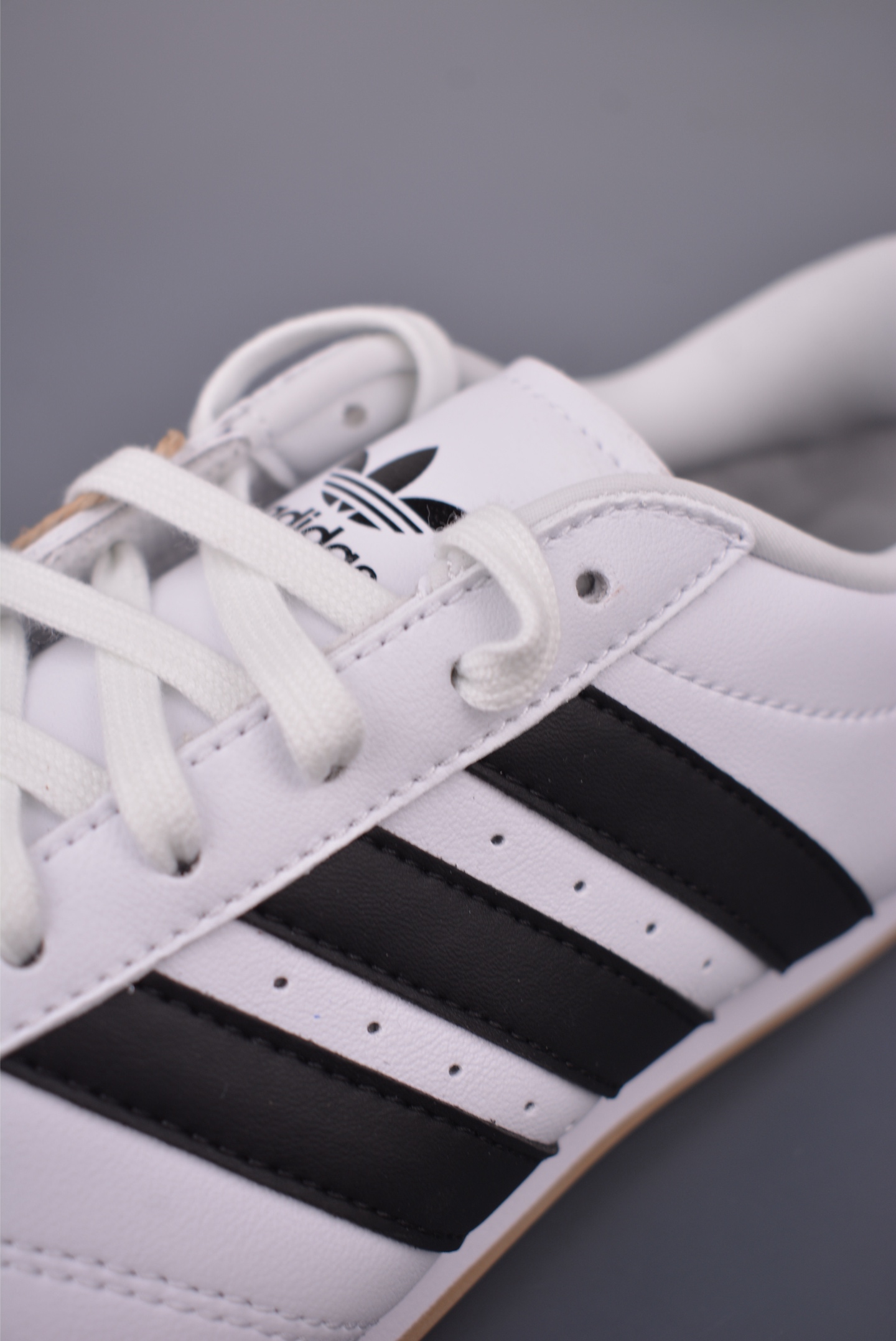 Adidas originals Taekwondo Low 纯原版本 跆拳道系列 经典复古薄底训练慢跑鞋 JS1194