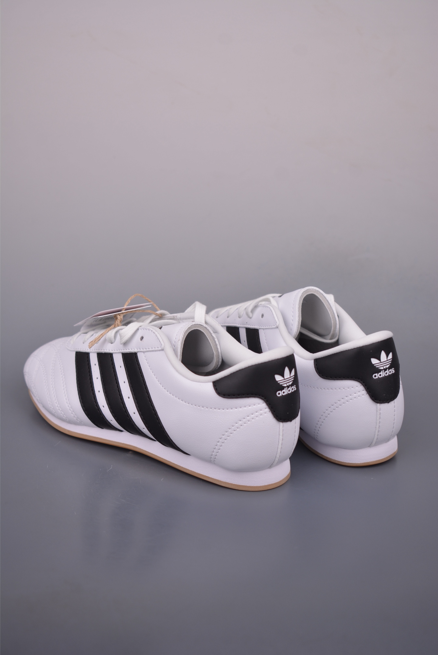 Adidas originals Taekwondo Low 纯原版本 跆拳道系列 经典复古薄底训练慢跑鞋 JS1194