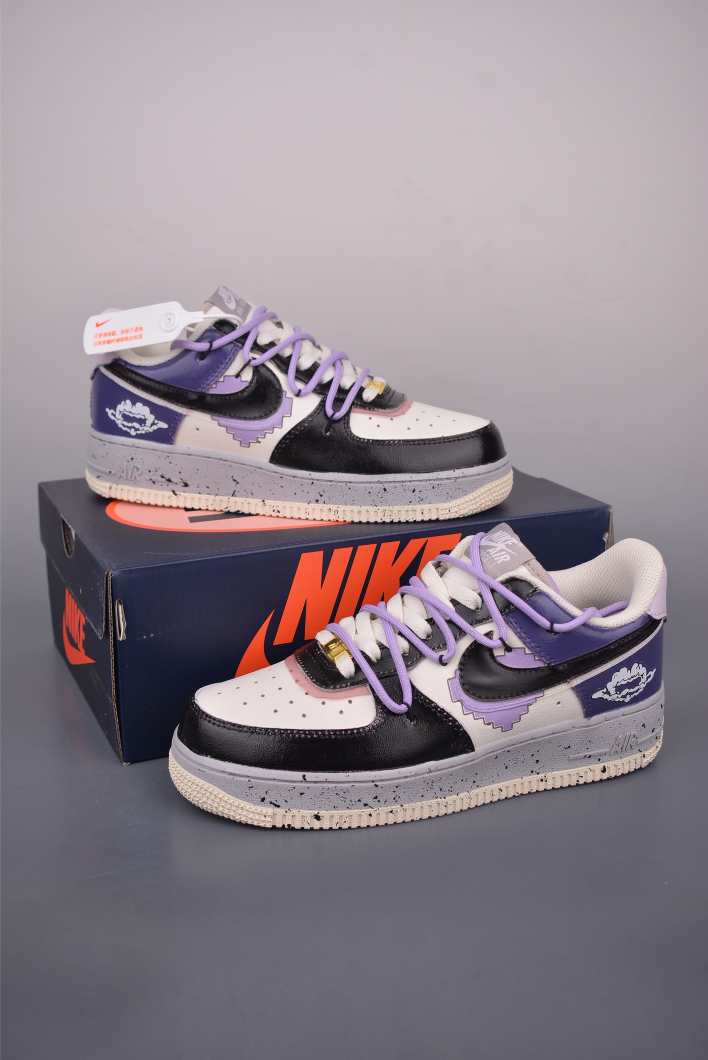 Nike Air Force 1 Low Hand-Painted Graffiti Sneakers - Pixel Cloud Design 6 i1757282456452 9557 0 4