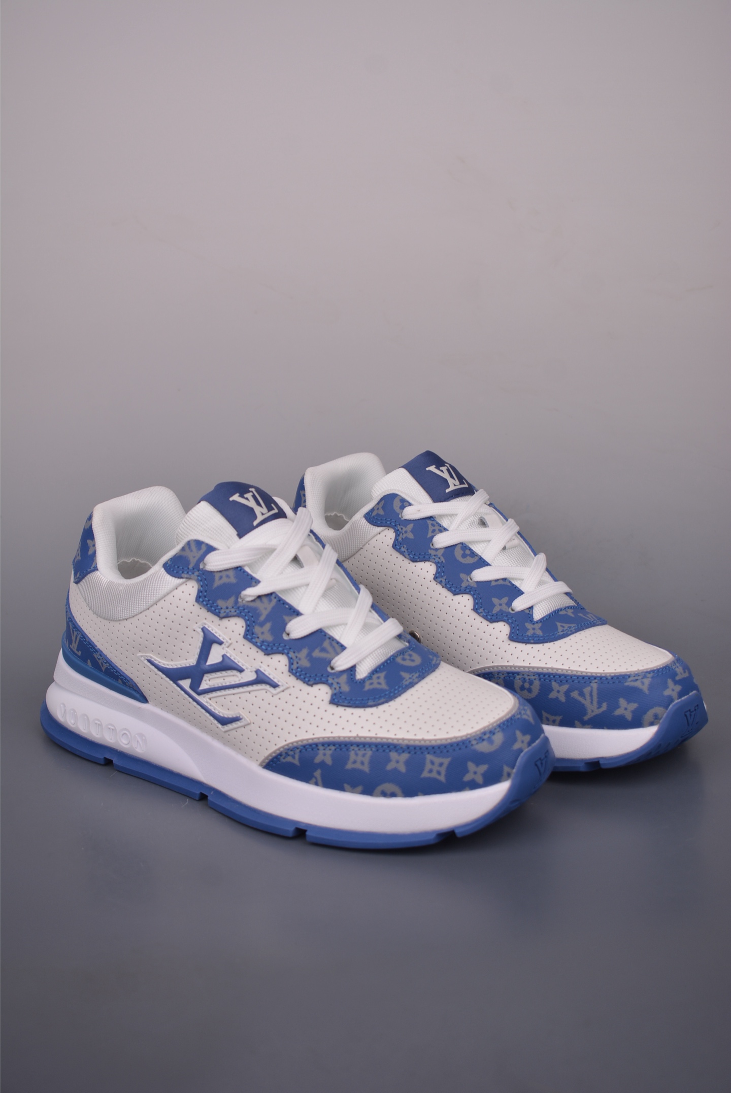 Louis Vuitton Trainer Sneaker Low White/Blue Leather, Size 41-45 1 i1757282844521 8351 0 0
