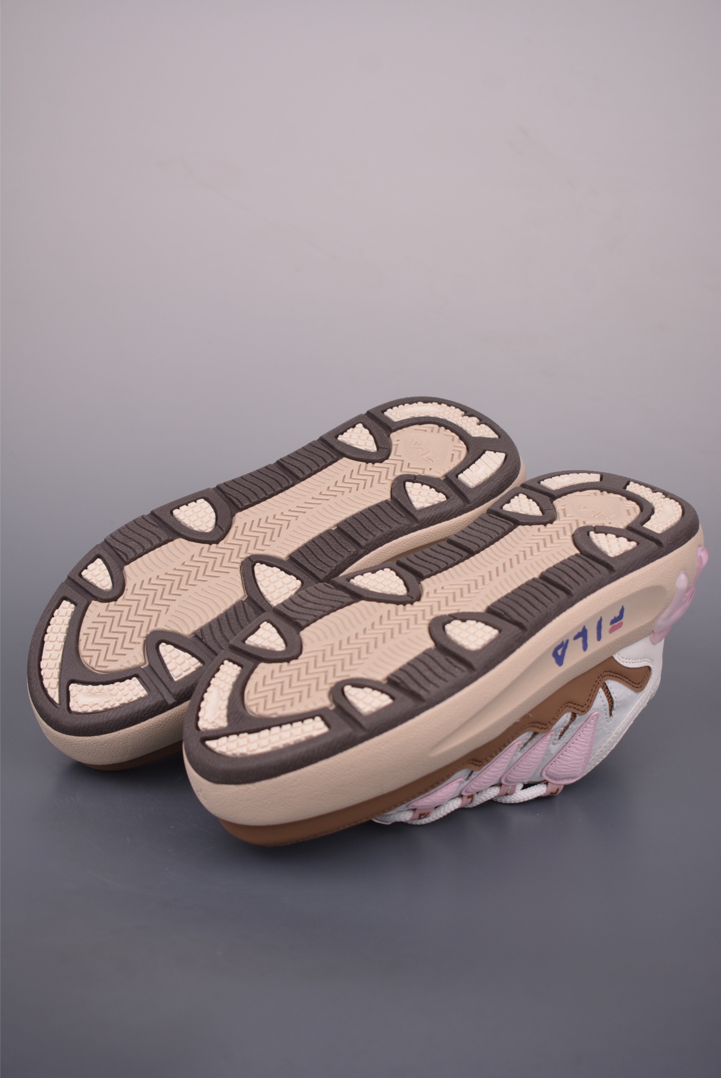 Fila Fusion Women's Fashionable Casual Sports Skateboarding Sneakers 4 i1757282961024 8505 0 2