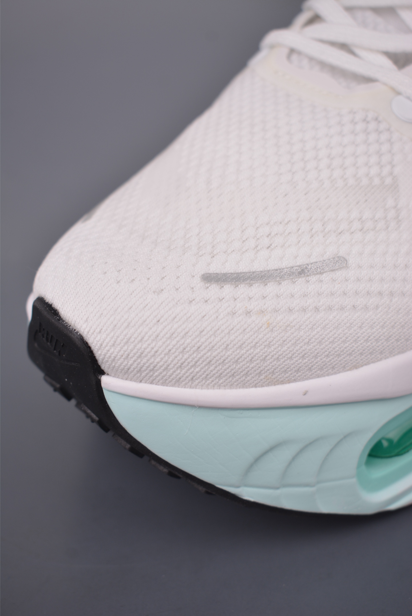 Nike Vomero Running Shoes - Premium Air Cushion, Comfort, and Durability 6 i1757377981425 1838 0 5