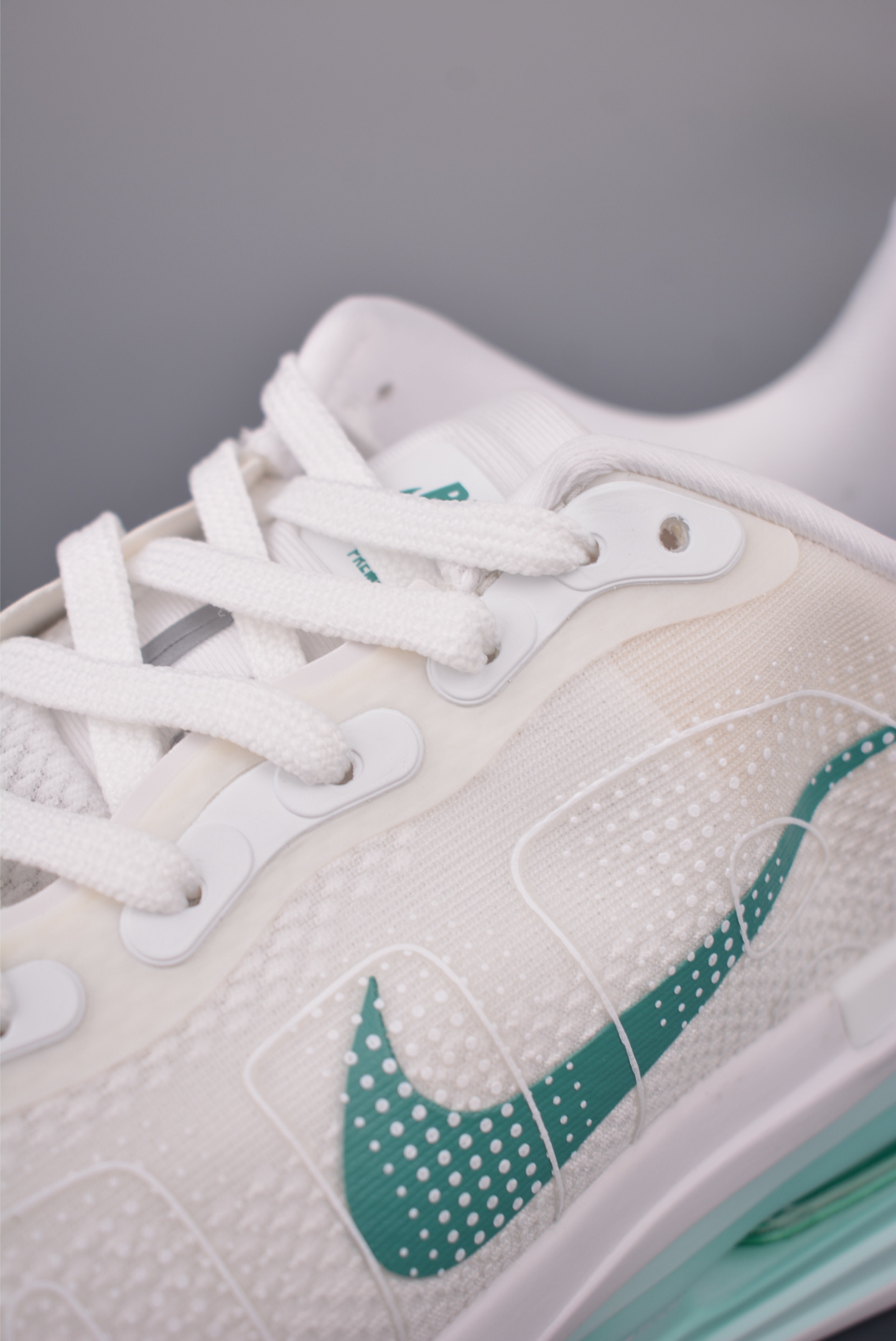 Nike Vomero Running Shoes - Premium Air Cushion, Comfort, and Durability 7 i1757377981447 281 0 6