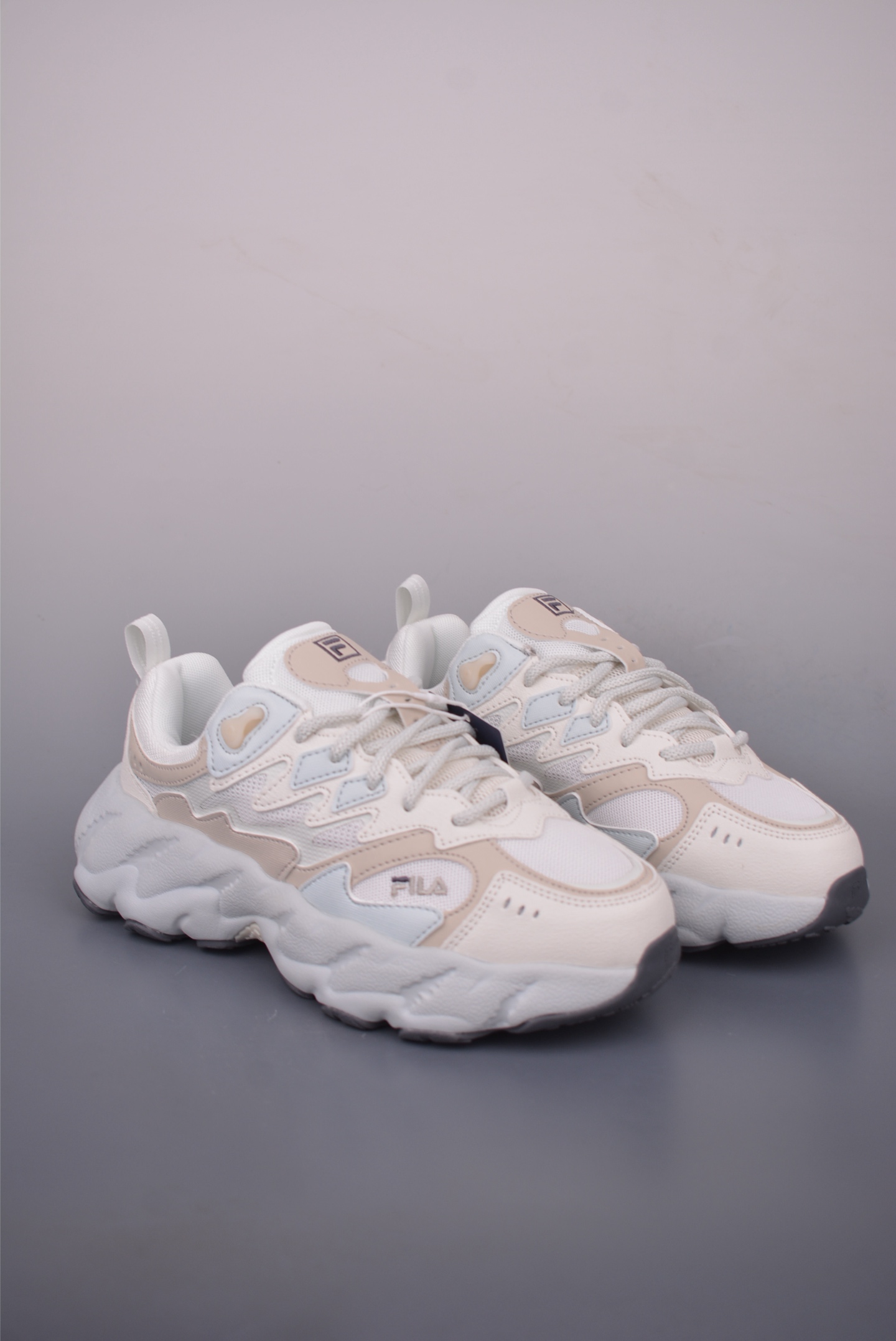 Fila Fusion Women's Fashion Casual Sneakers - Comfortable & Stylish 2 i1757378651710 9182 0 0