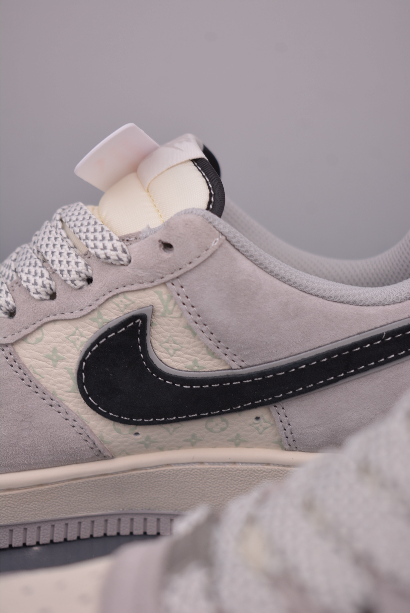 Nike Air Force 1 Low Louis Vuitton Collab - Premium Edition 8 i1757378774735 9527 0 7