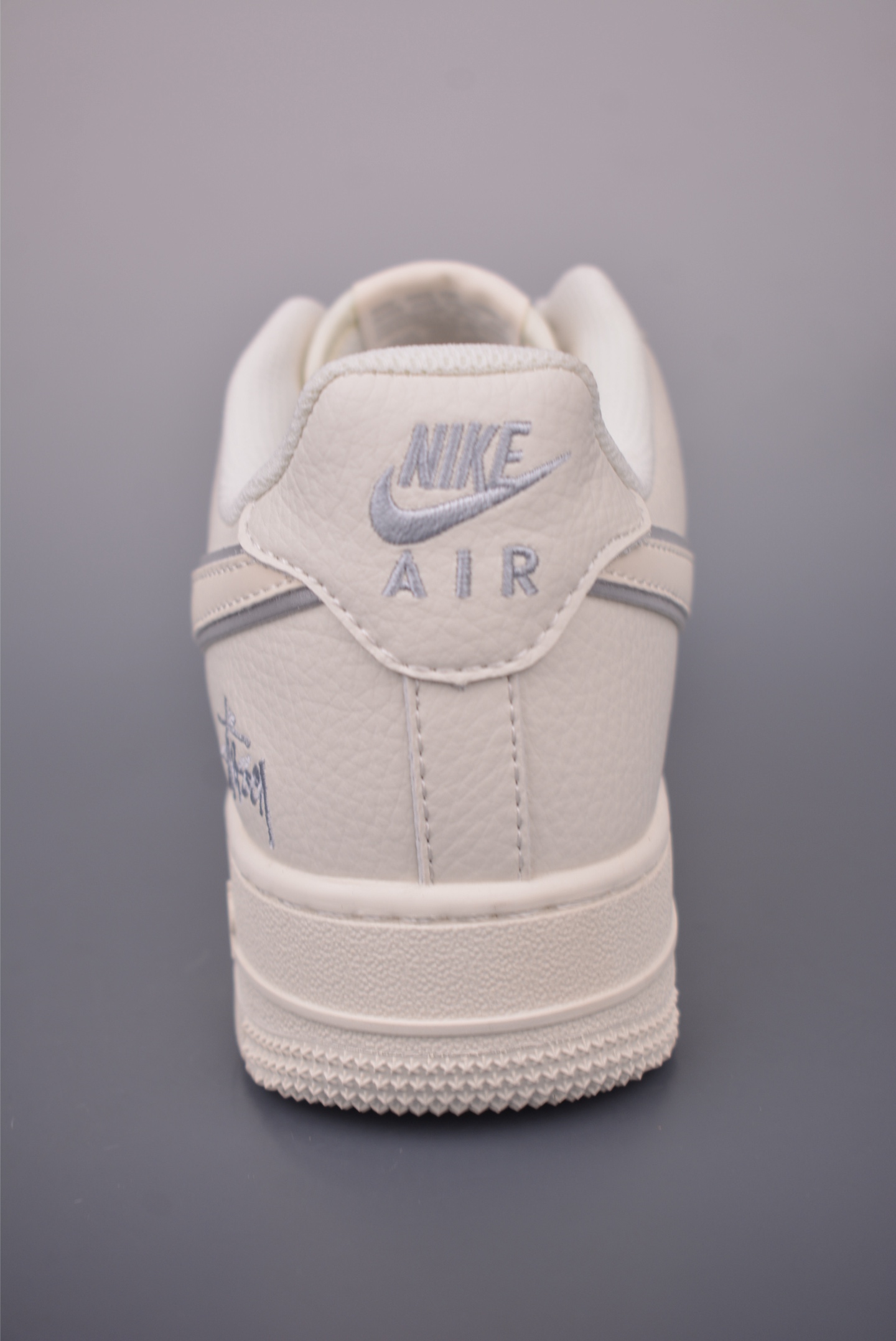 Nike Air Force 1 Low Stussy Collab - Authentic Design & Comfort 4 i1757378868877 9825 0 3