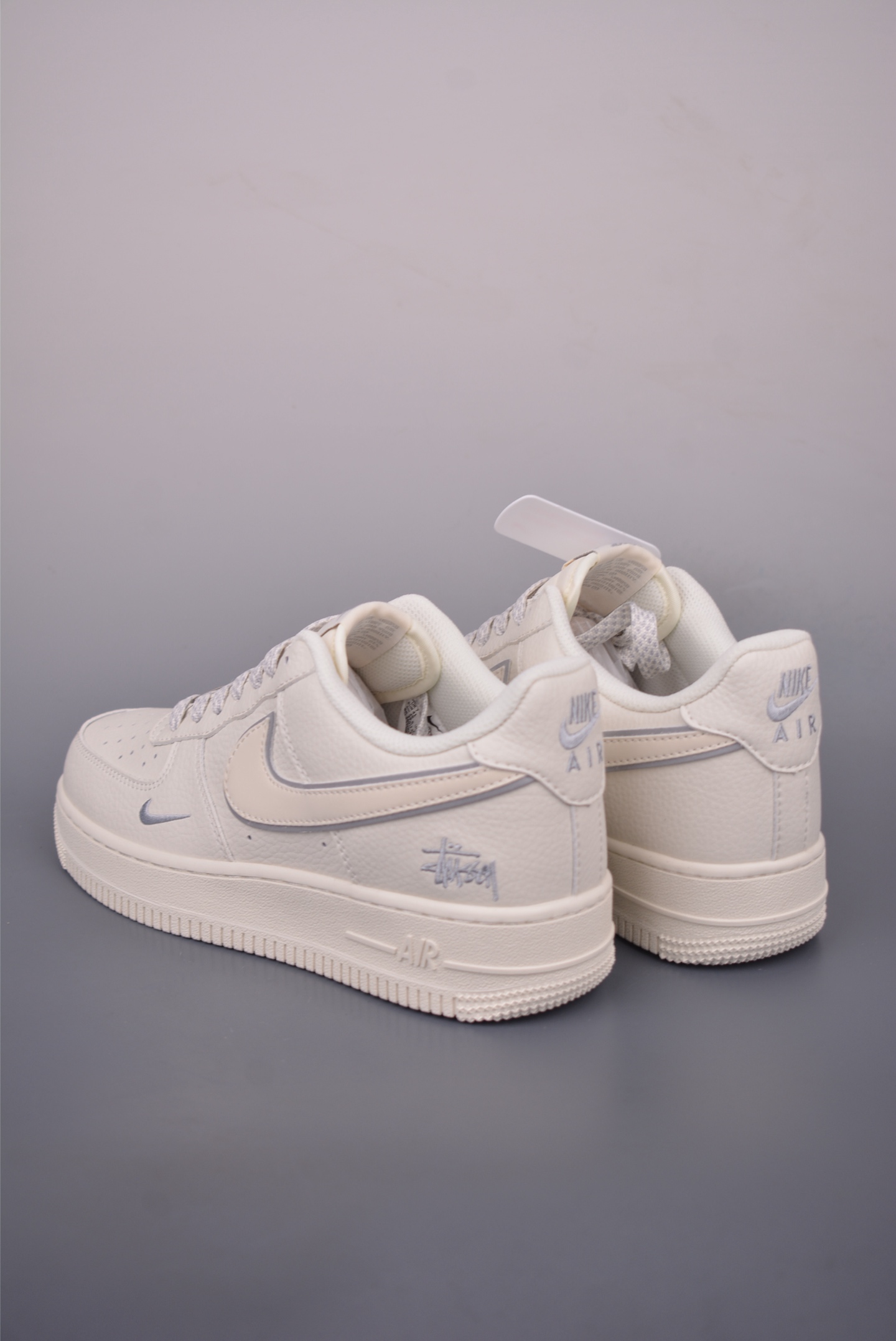 Nike Air Force 1 Low Stussy Collab - Authentic Design & Comfort 2 i1757378868899 6123 0 1