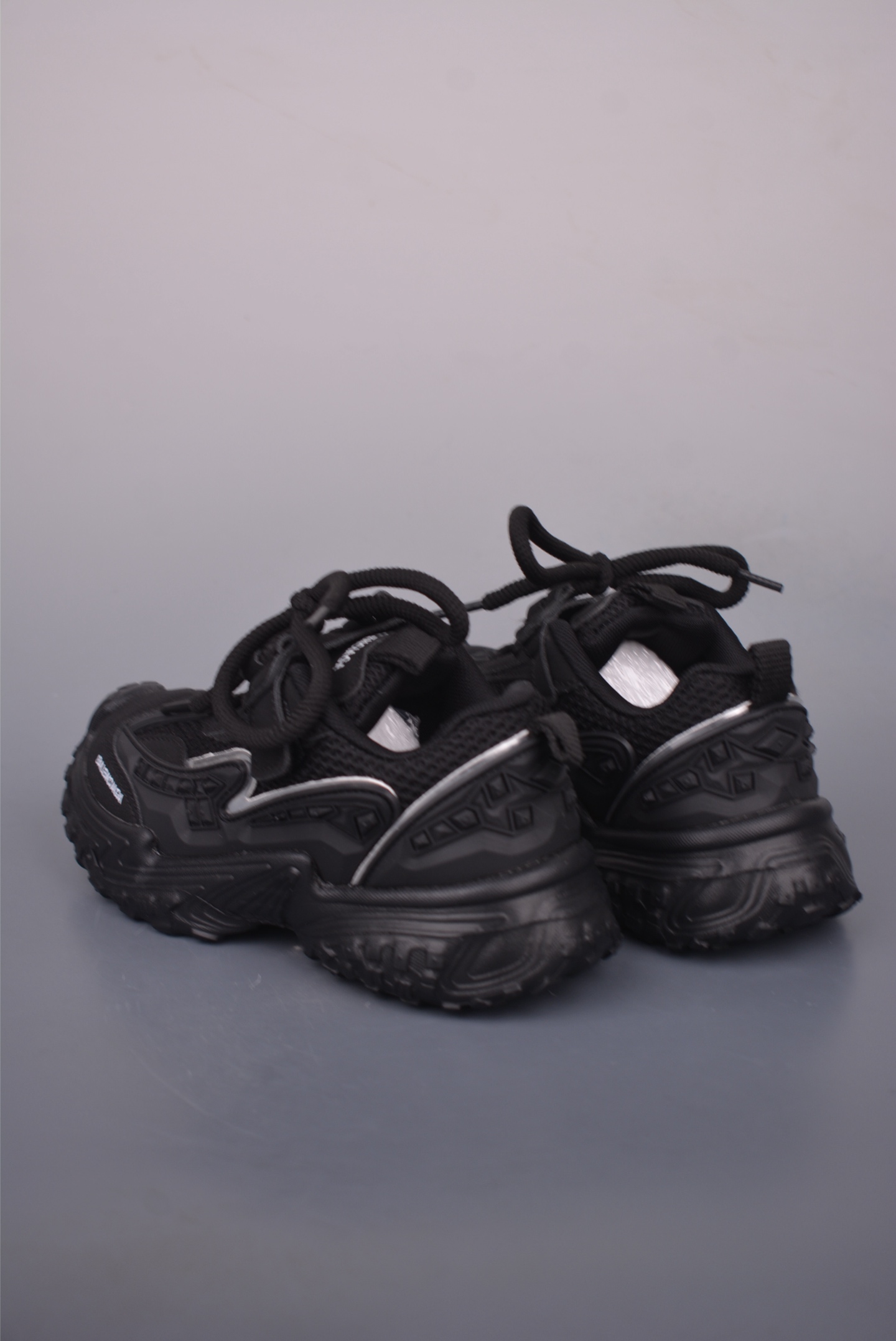 Balenciaga Kids' Black Runner Sneakers Comfortable and Durable for Everyday Wear 3 i1757378917215 2047 0 1