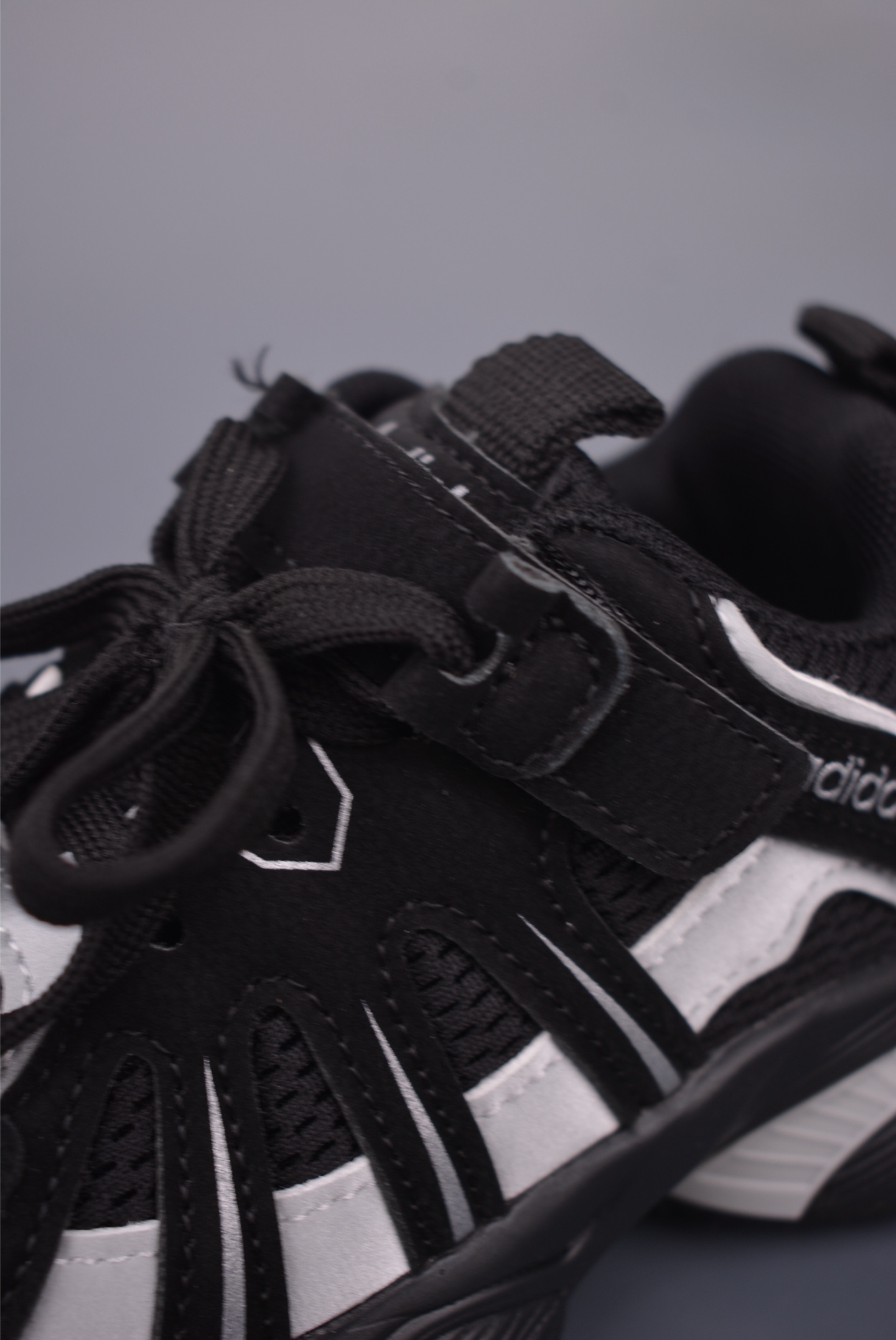 Adidas Kids' Black & White Running Sneakers - Original Mold & Perfect Edition 7 i1757378991621 910 0 6