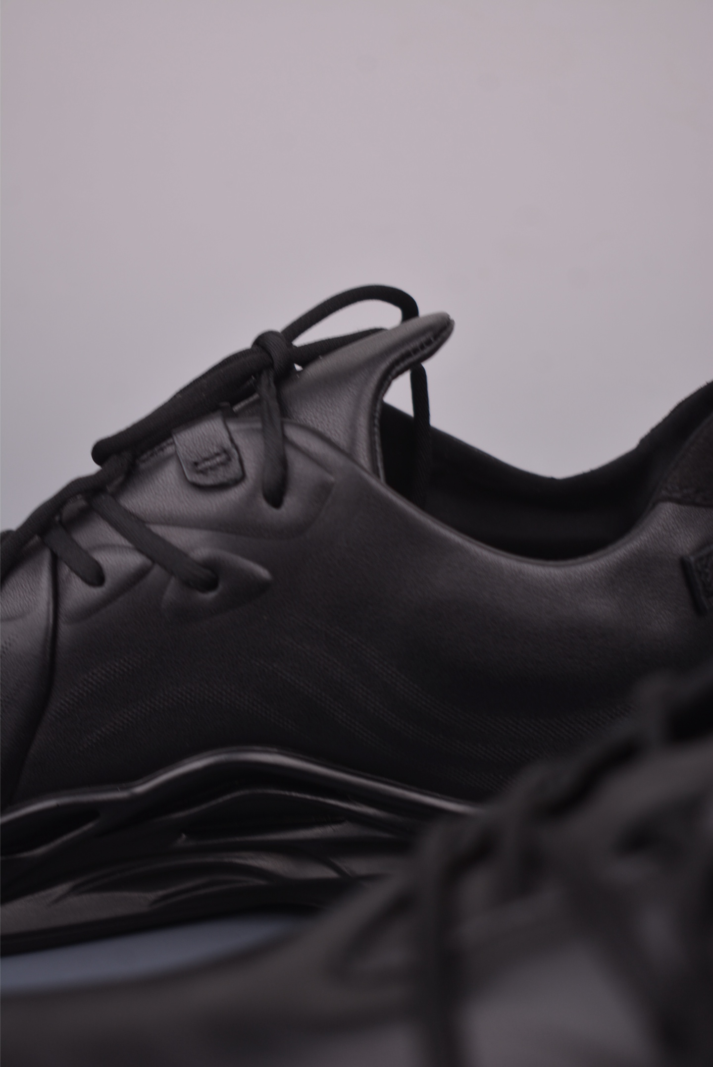 300 ECCO爱步老爹鞋男士夏季新款 全头层百搭潮流户外运动鞋 825534