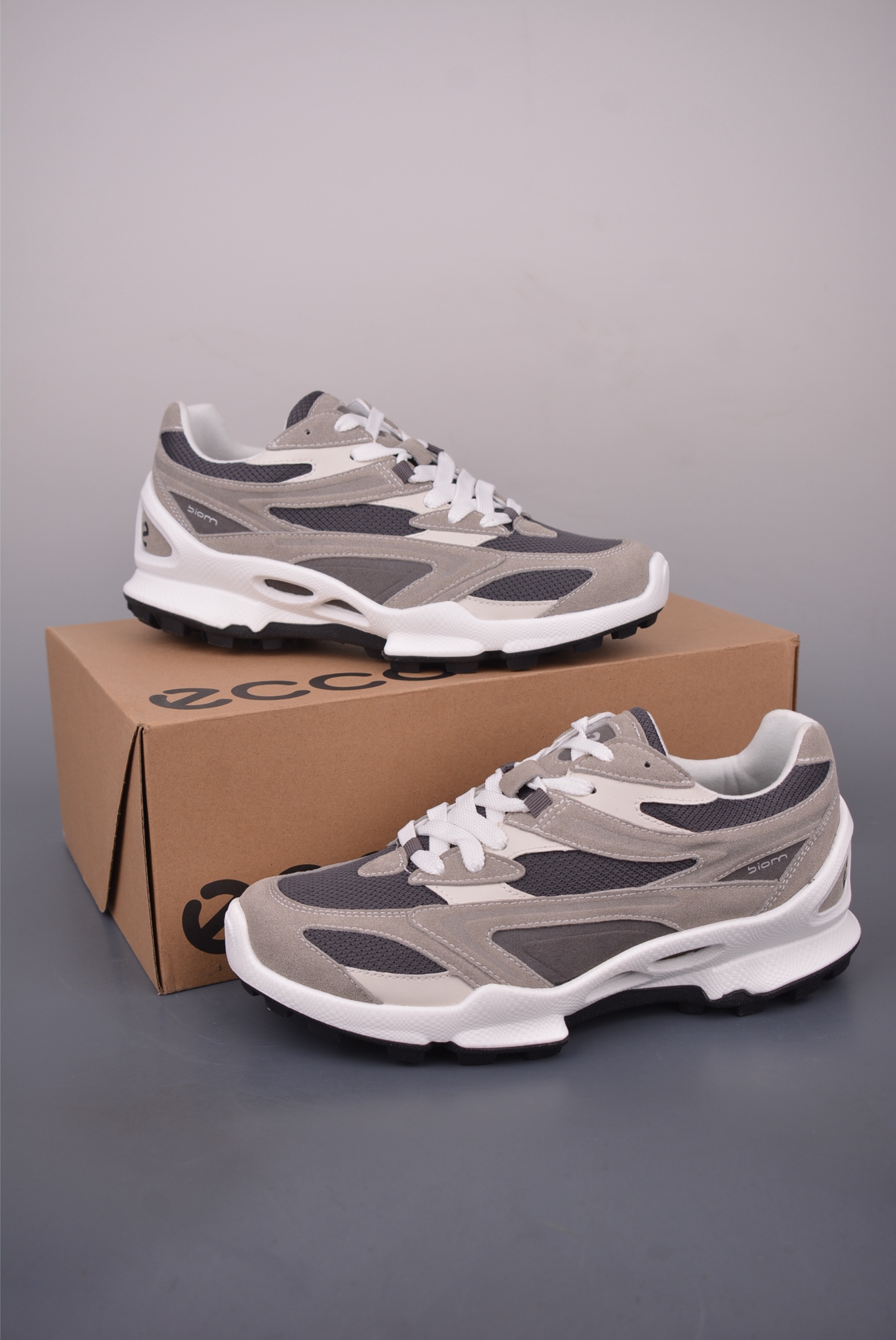 ECCO Men's BIOM 2.0 Retro Sneakers - Lightweight, Comfortable, and Breathable 6 i1757379421830 4003 0 4