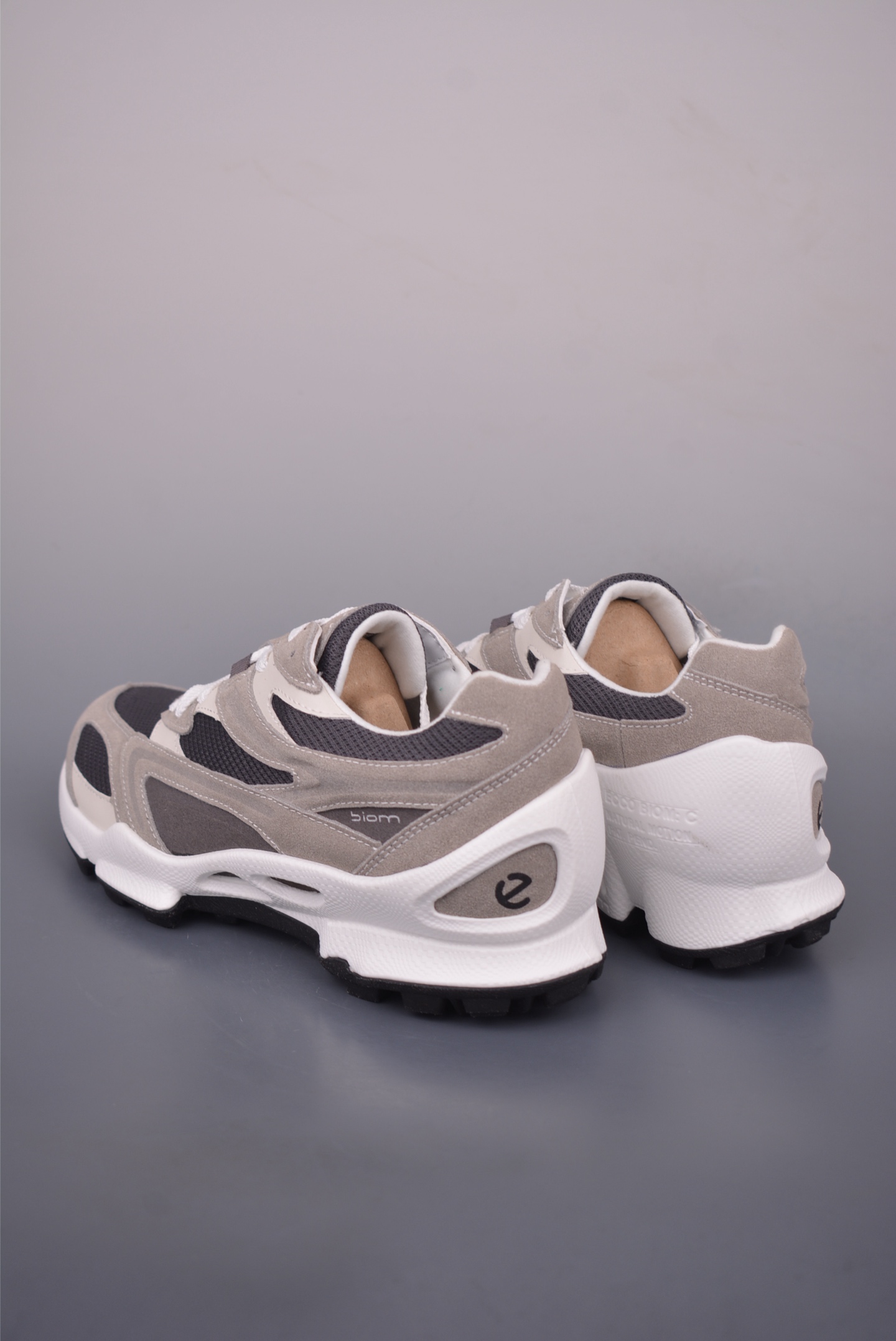 ECCO Men's BIOM 2.0 Retro Sneakers - Lightweight, Comfortable, and Breathable 3 i1757379423547 8697 0 1