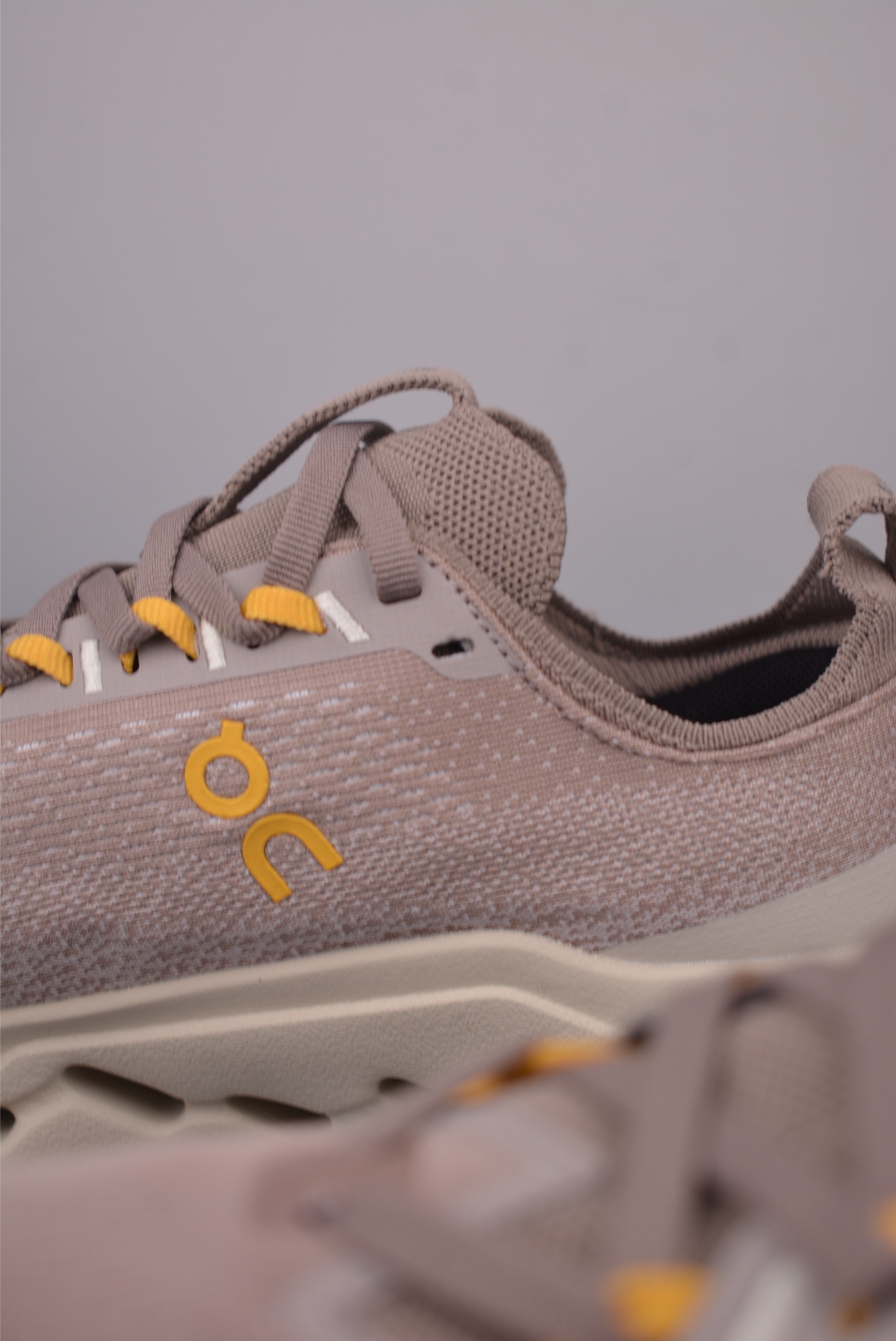 On昂跑 Cloudsurfer 户外街头机能风跑步鞋 Cloud Hi Edge户外机能融合街头潮流 3MF30434052