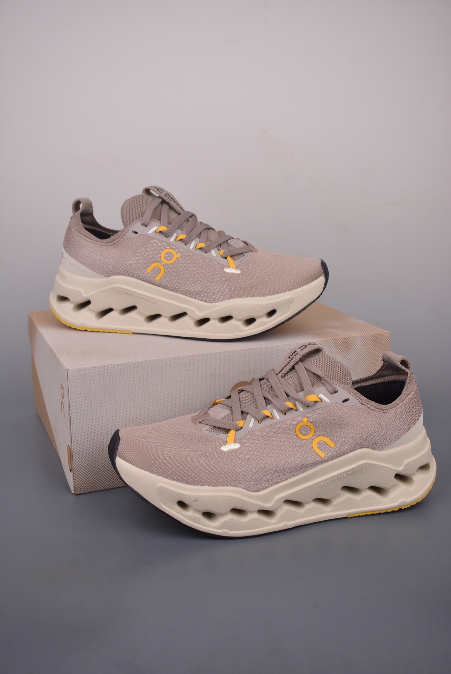 On昂跑 Cloudsurfer 户外街头机能风跑步鞋 Cloud Hi Edge户外机能融合街头潮流 3MF30434052